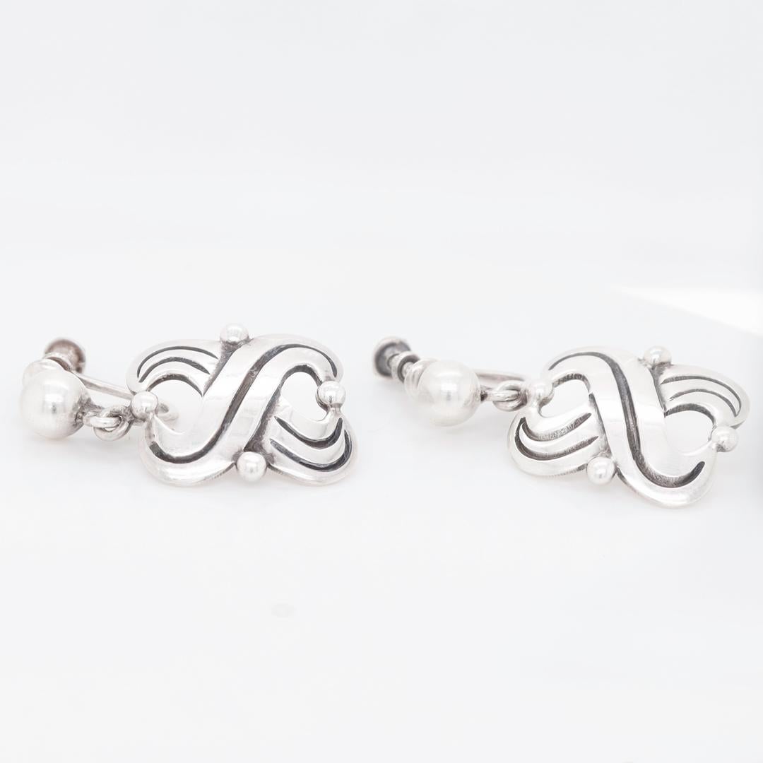 Pair of Hector Aguilar Taxco Mexican Sterling Silver Screwback Earrings For Sale 2