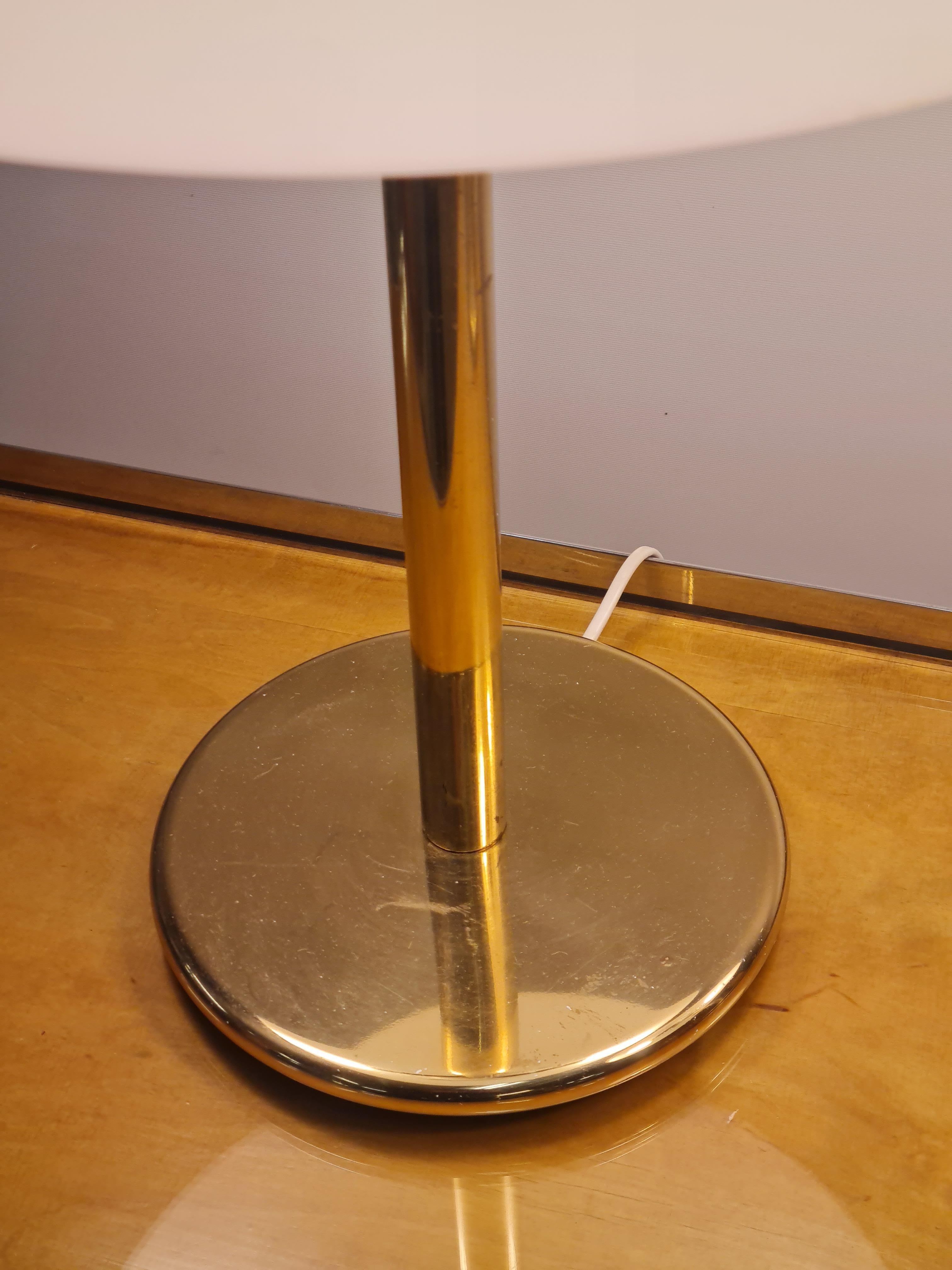 Pair of Heikki Turunen Senior Series Brass Table Lamps Model 940-147, Orno 1970s For Sale 4