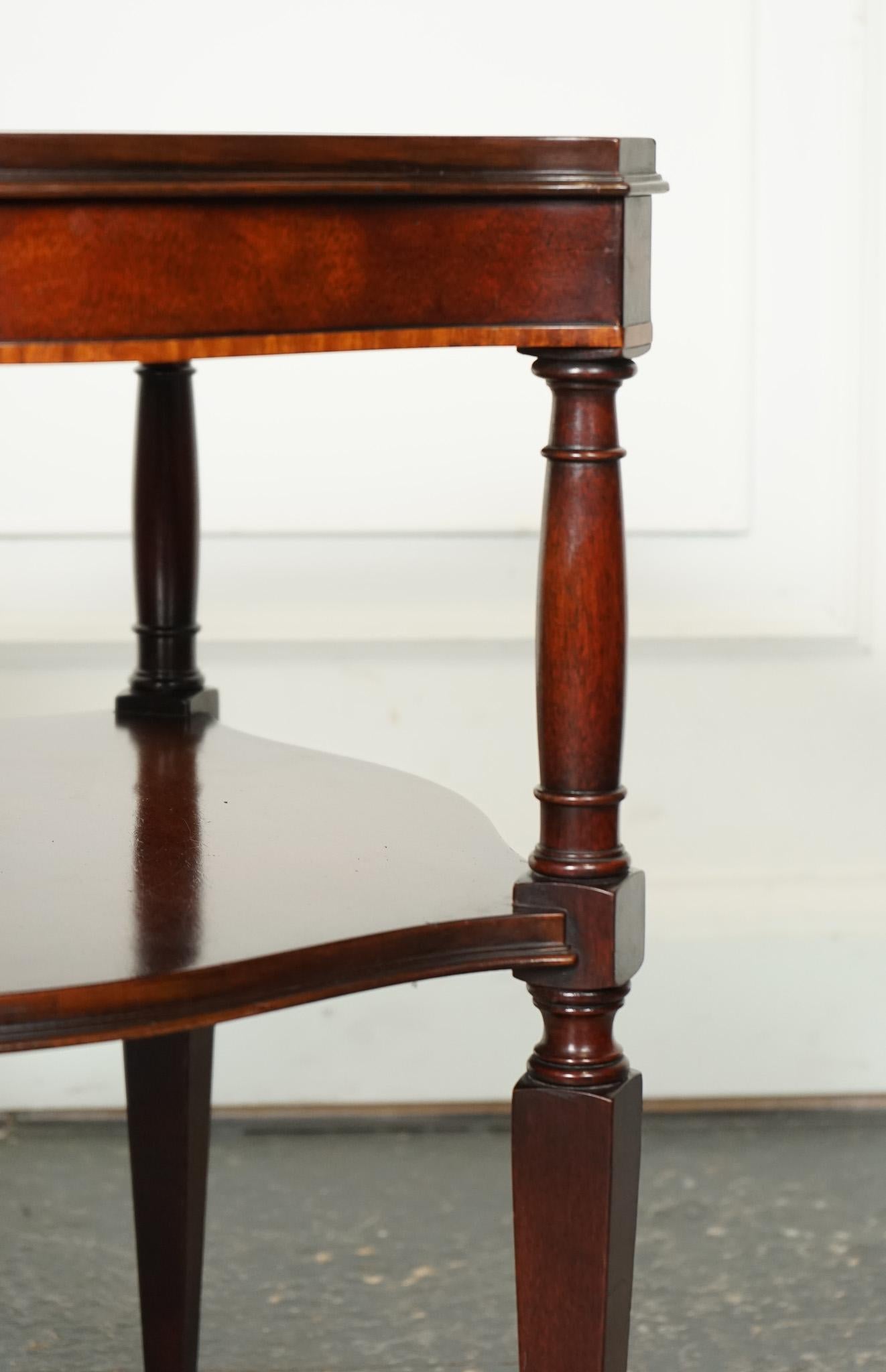 PAIR OF HEIRLOOM WEIMAN HAND DYED LEATHER TOP SiDE TABLES ON CASTORS 2