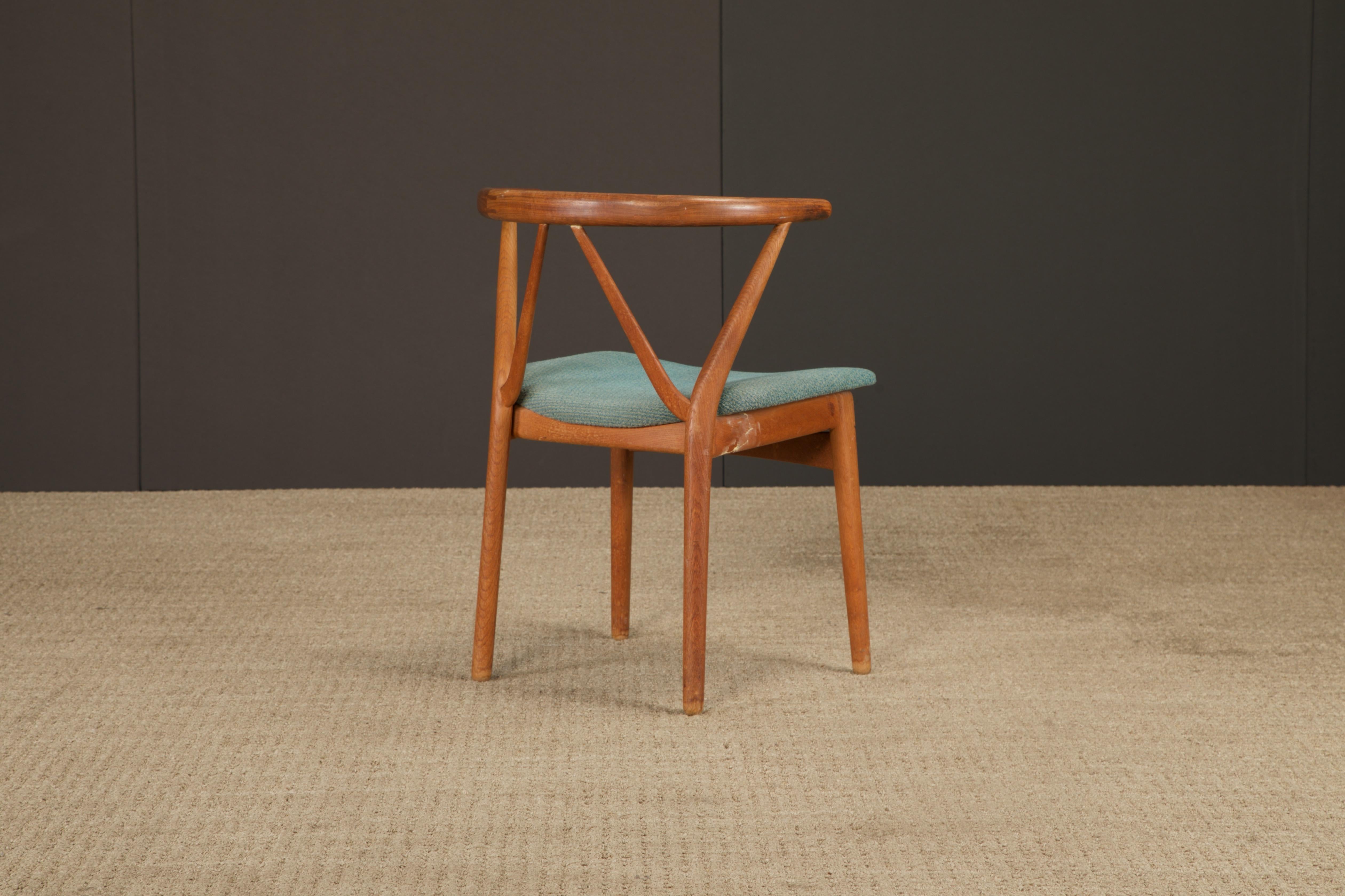 Paire de chaises en teck Henning Kjaernulf Model No 255 pour Bruno Hansen, Danemark, années 1960 en vente 10