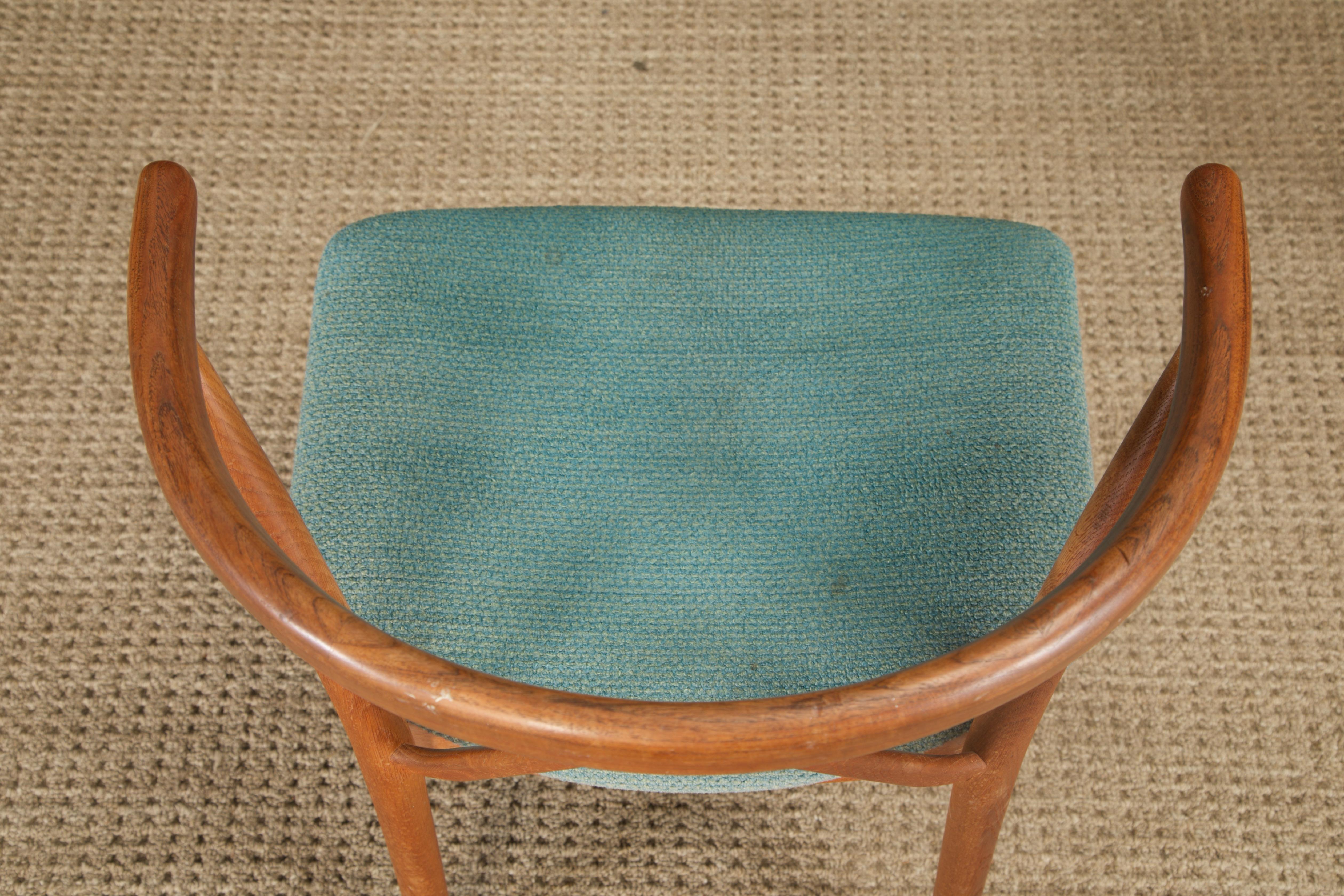 Paire de chaises en teck Henning Kjaernulf Model No 255 pour Bruno Hansen, Danemark, années 1960 en vente 12