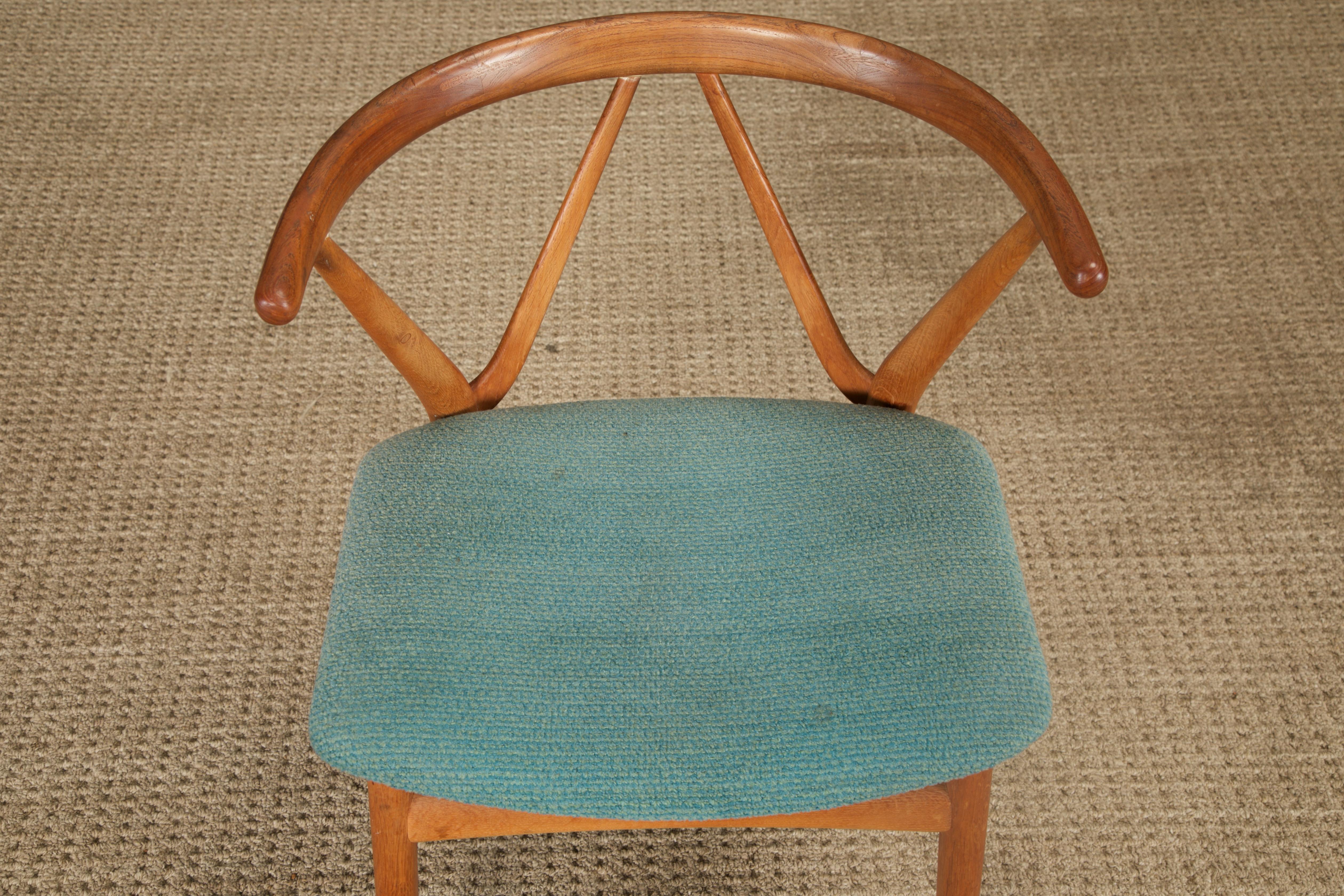 Paire de chaises en teck Henning Kjaernulf Model No 255 pour Bruno Hansen, Danemark, années 1960 en vente 1