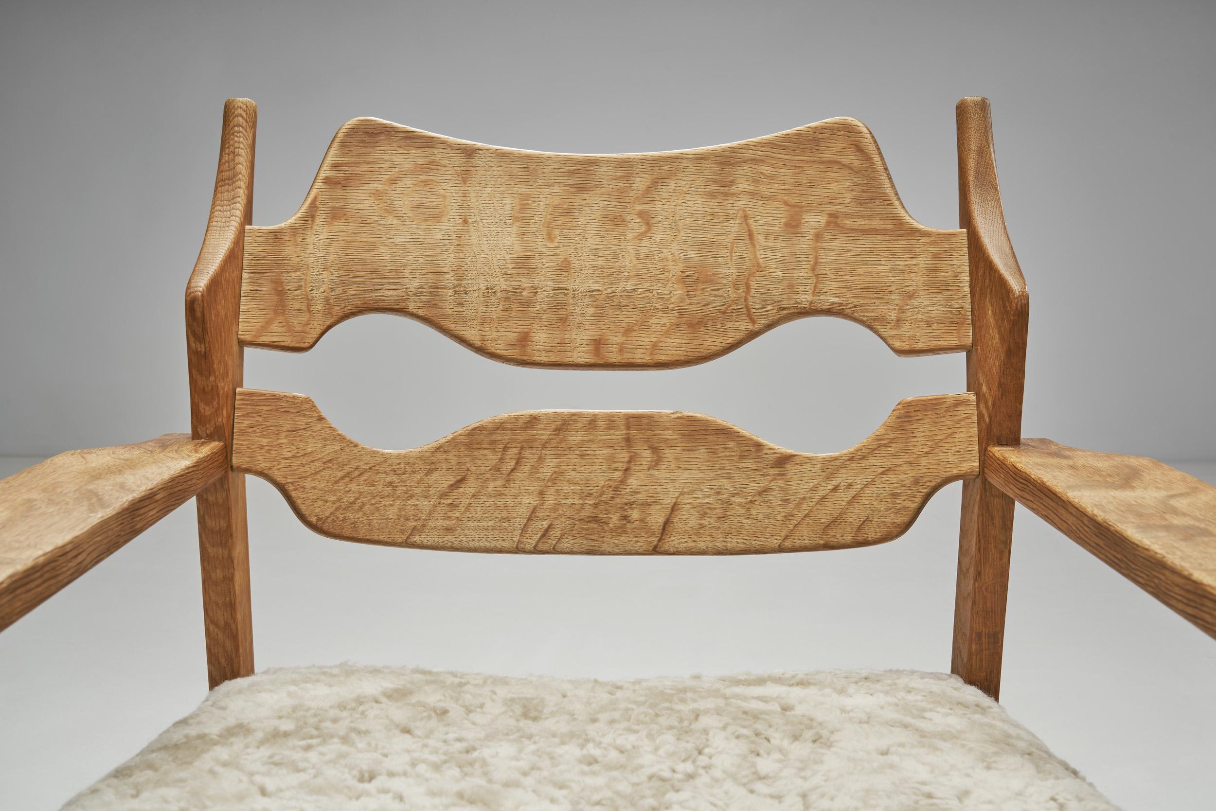 Bouclé Pair of Henning Kjærnulf 