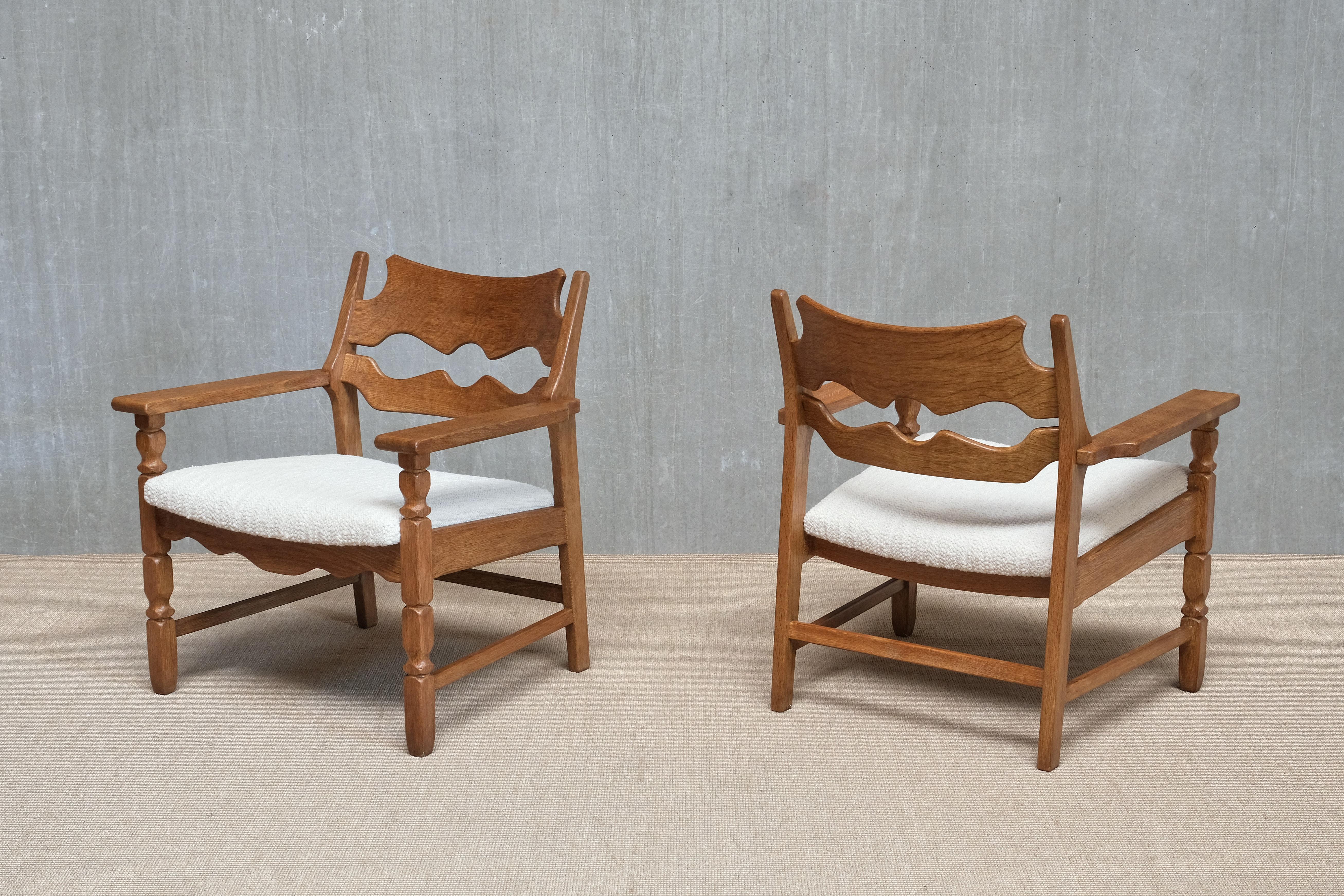 Pair Of Henning Kjærnulf 'Razorblade' Armchairs in Oak, EG Møbler, Denmark 1960s Escandinavo moderno en venta