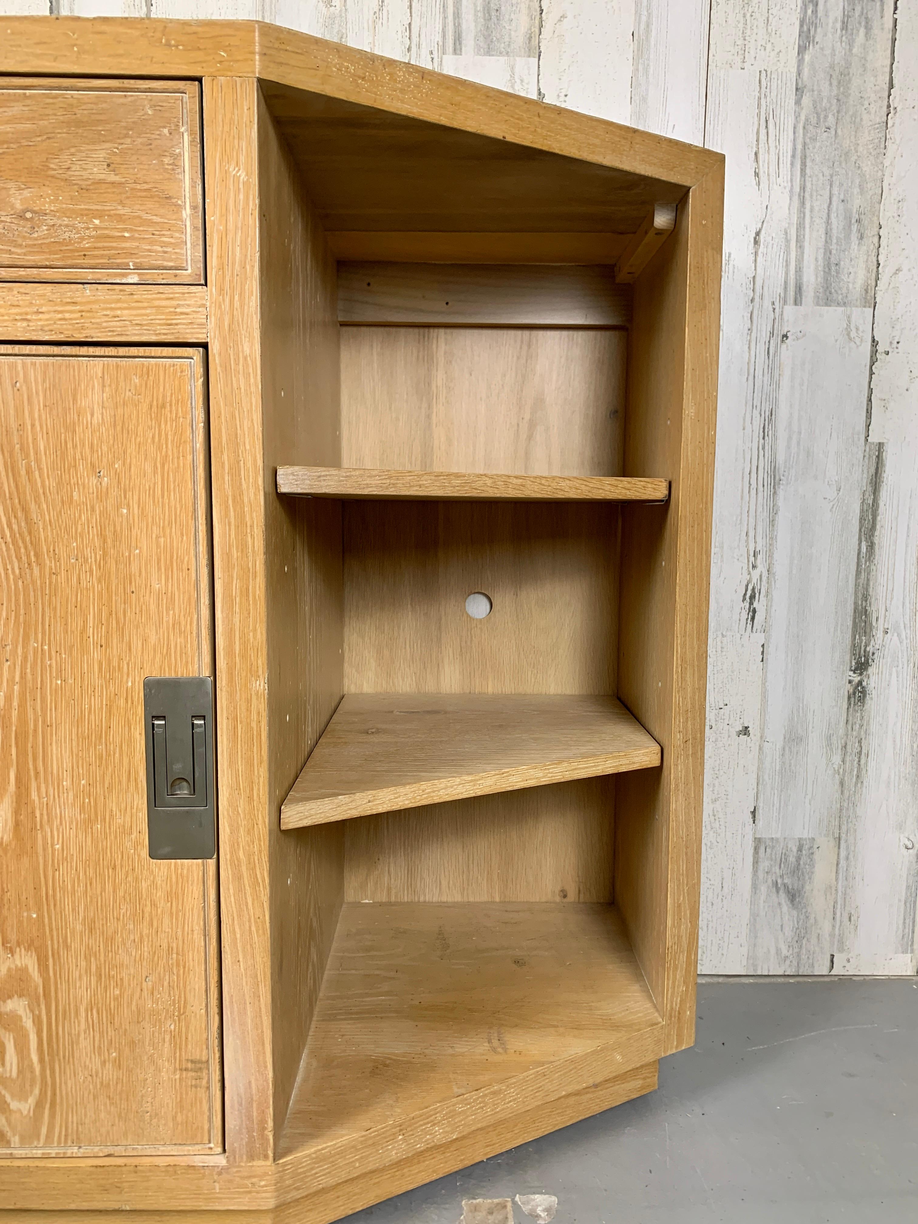 Pair of Henredon Bel Air Collection Cabinets 2