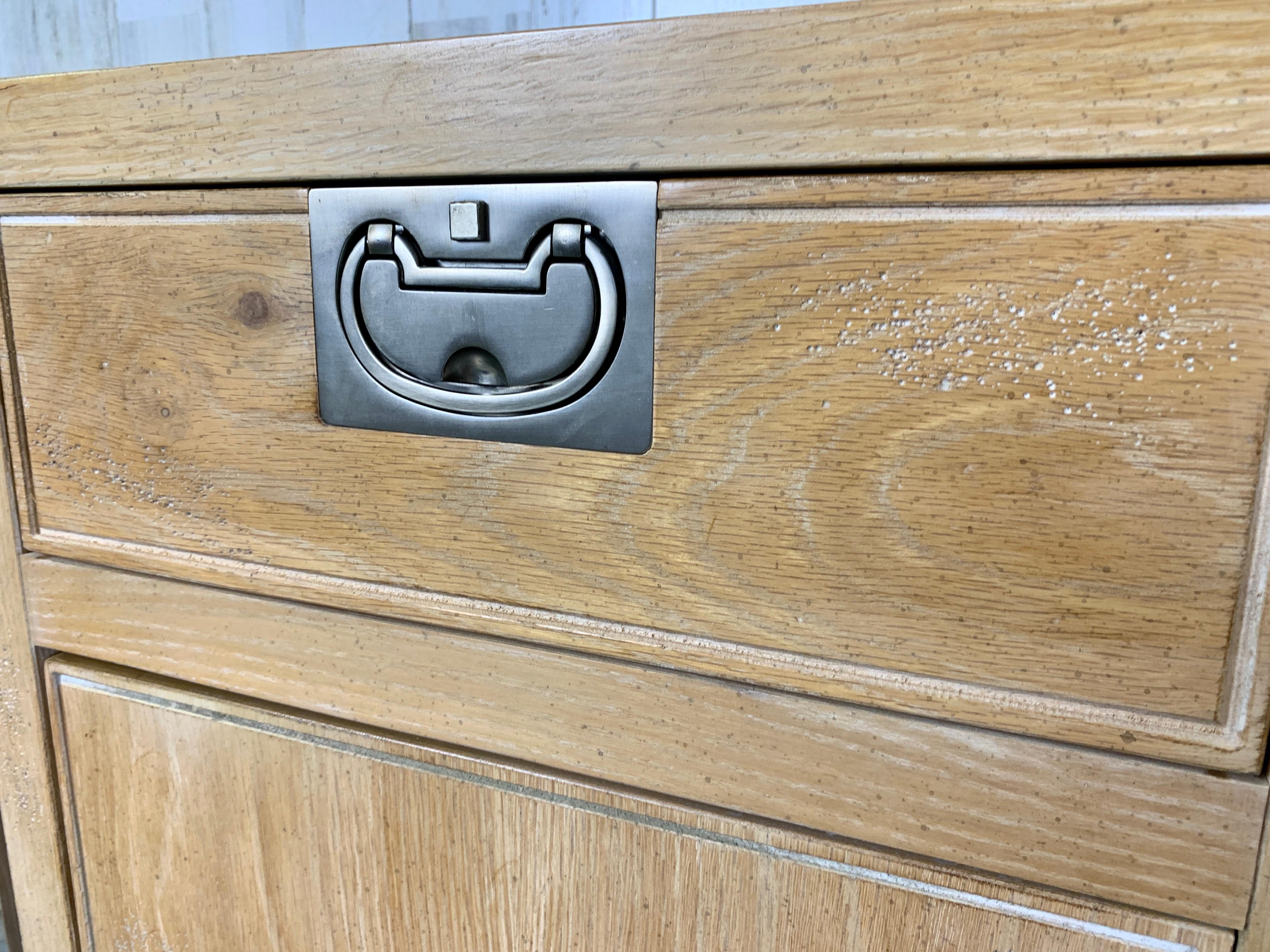 Pair of Henredon Bel Air Collection Cabinets 3