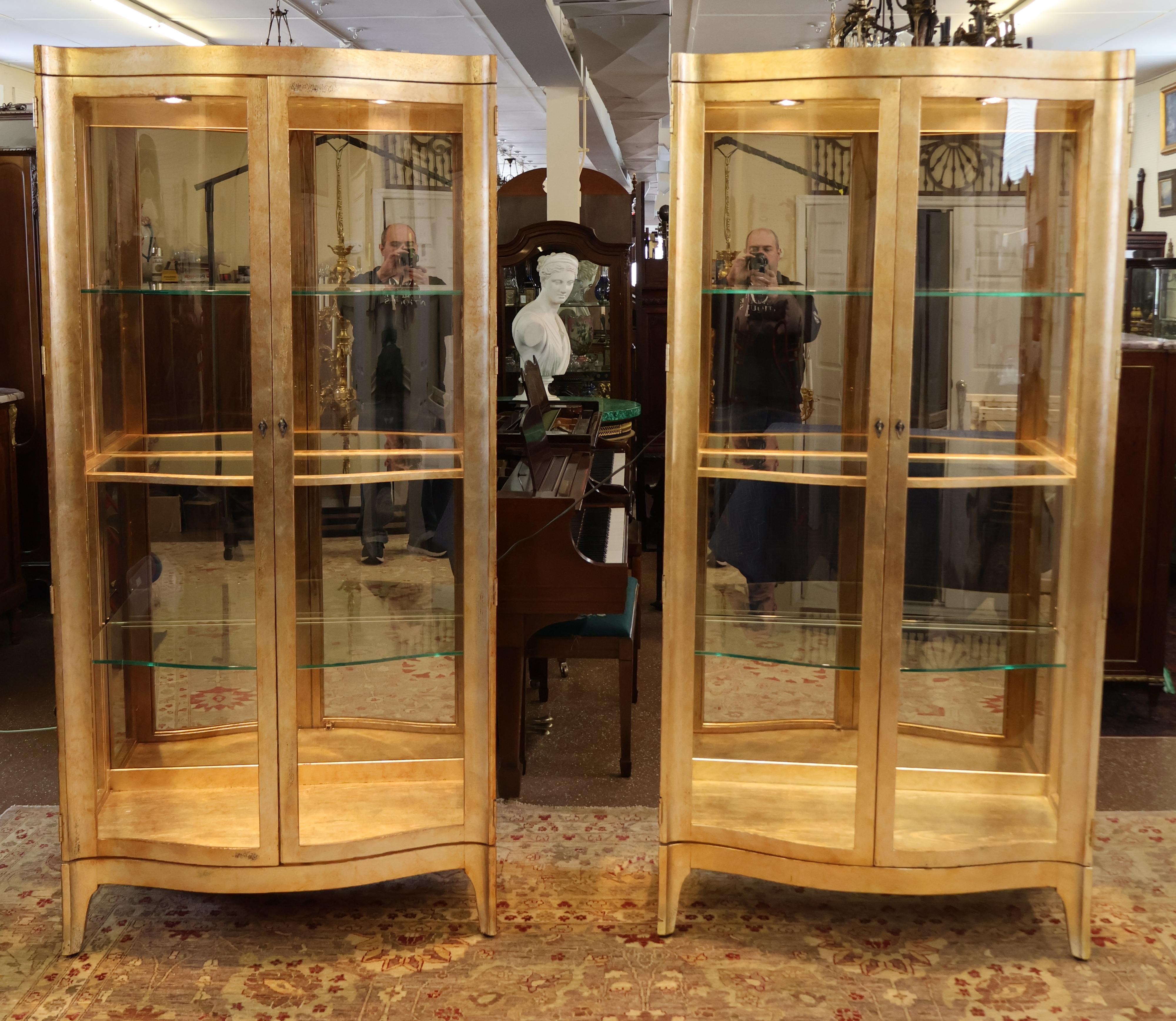 Pair of Henredon Gold Leaf Finish China Curio Display Cabinets For Sale 9