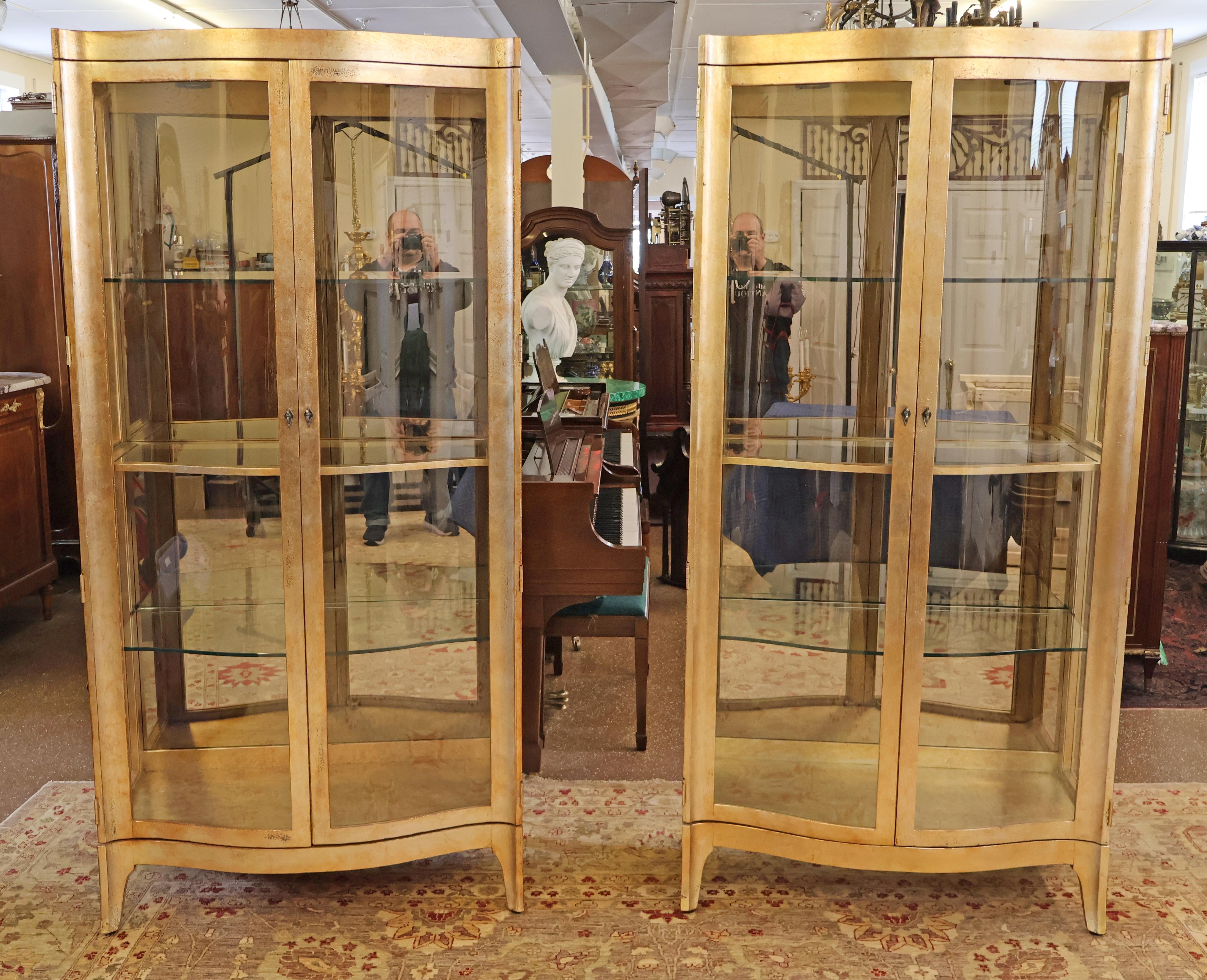 Hollywood Regency Pair of Henredon Gold Leaf Finish China Curio Display Cabinets For Sale