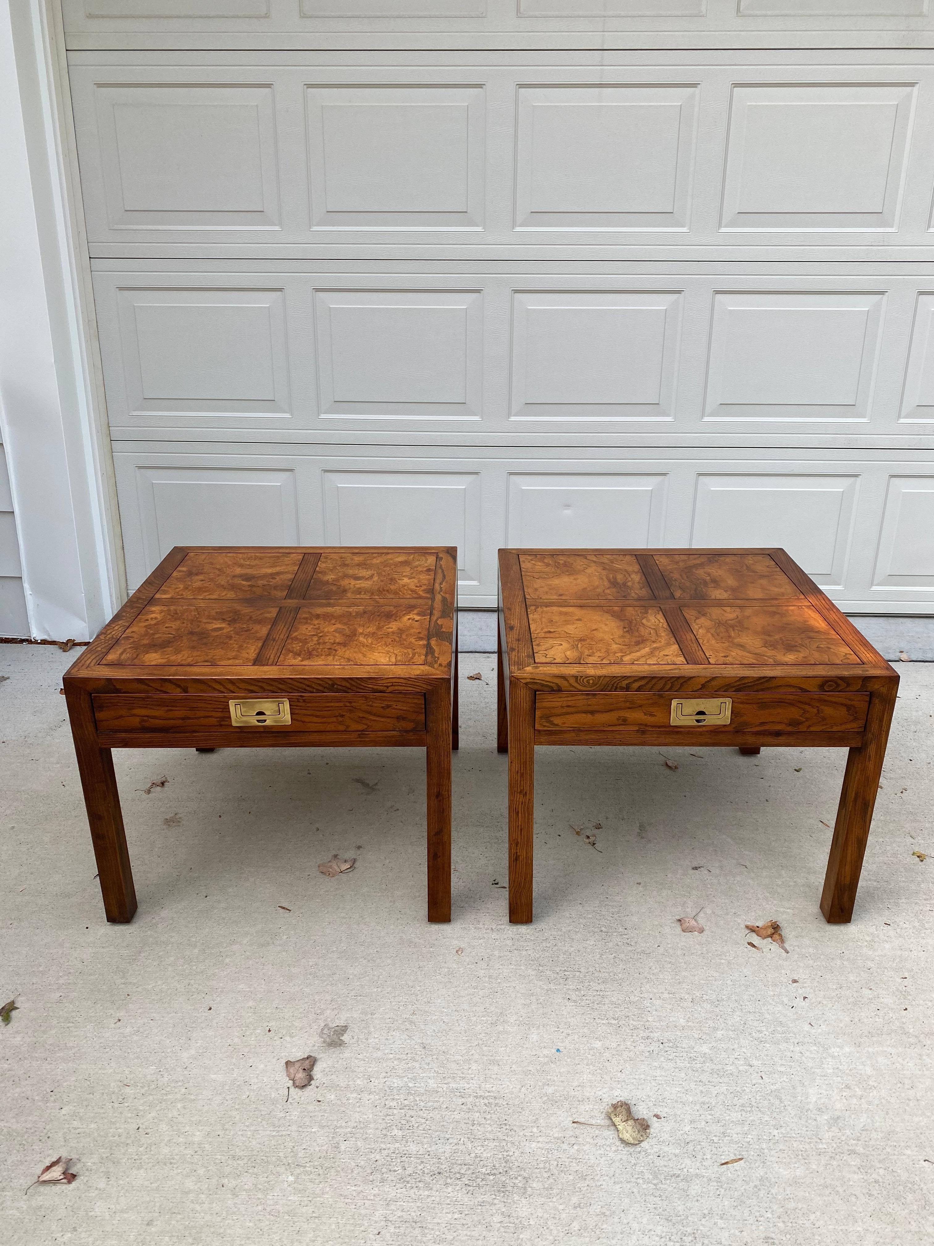 A beautiful pair of Henredon Parquetry top burl wood walnut end tables! In an amazing condition, drawers pull in and out correctly and only a few nicks on the legs (see pictures). These end tables are so unique with their burl wood top features.