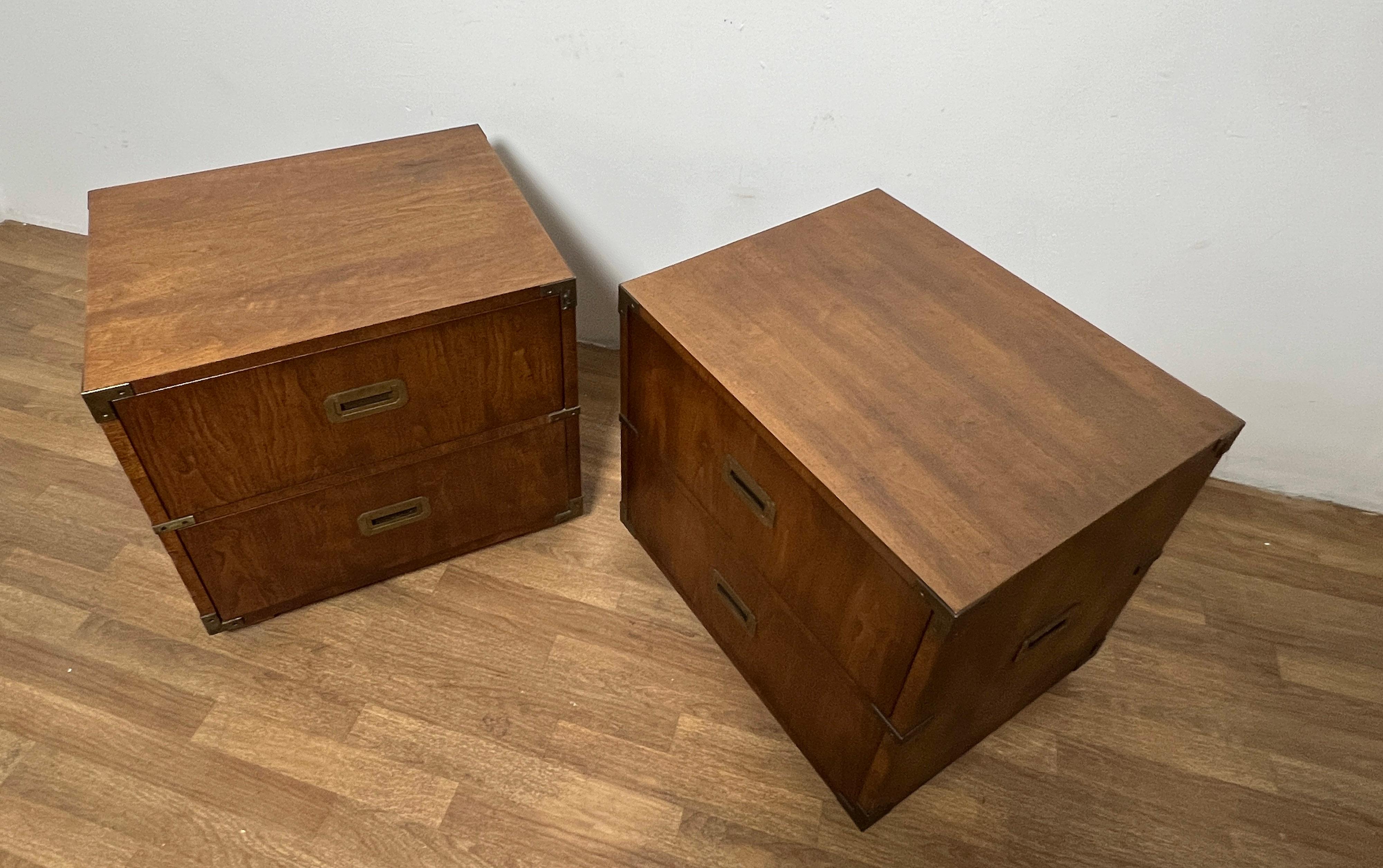 Pair of Henredon Two Drawer Campaign Chest End Tables Ca. 1960s In Good Condition In Peabody, MA