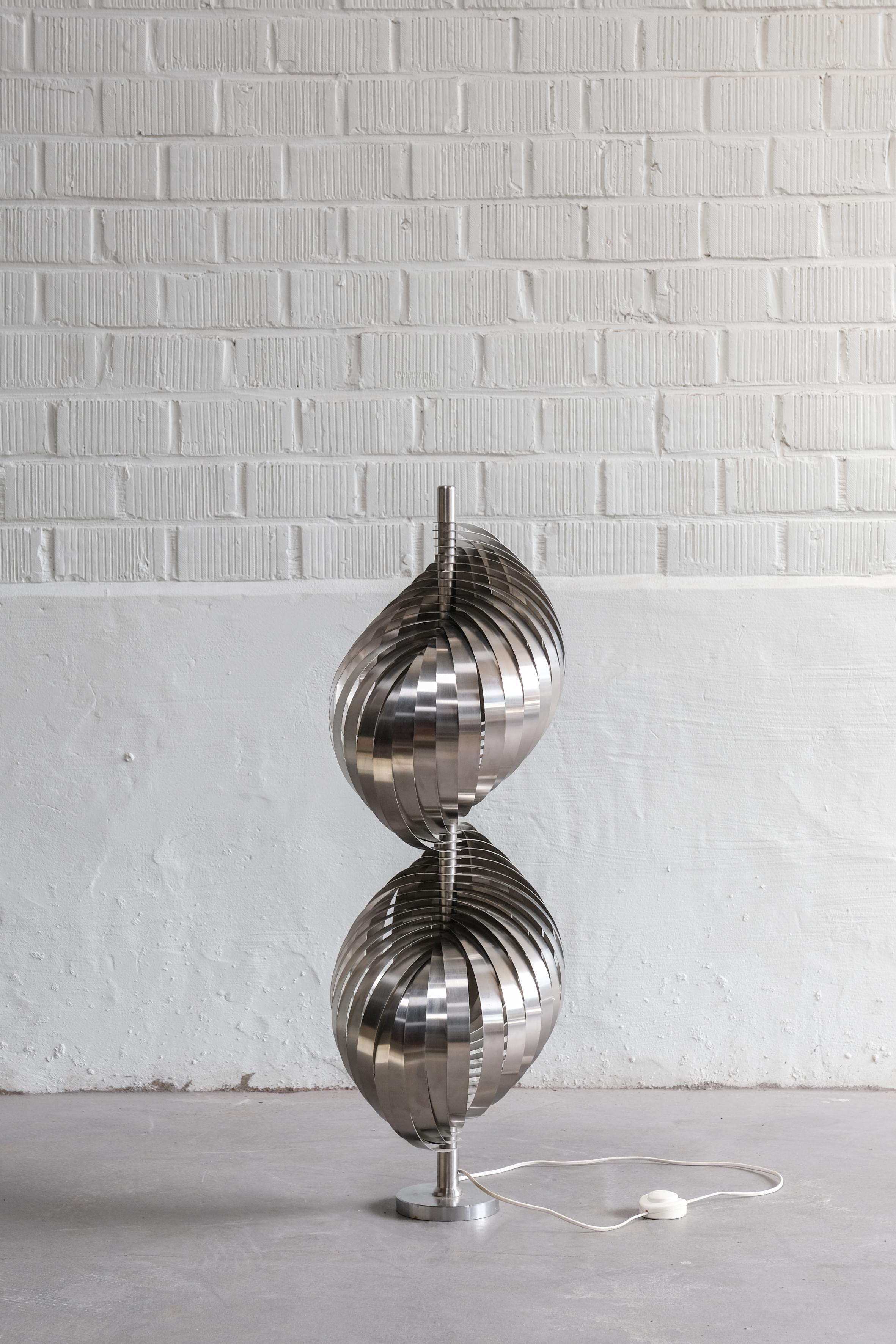 Mid-Century Modern Pair of Henri Mathieu metal spiral floorlamps from the 70ties