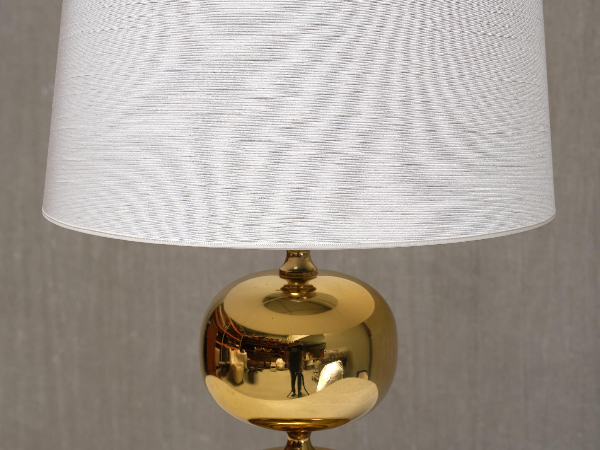 Coppia di lampade da tavolo in ottone Henrik Blomqvist, Stilarmatur Tranås, Svezia, anni '60 In condizioni buone in vendita a The Hague, NL