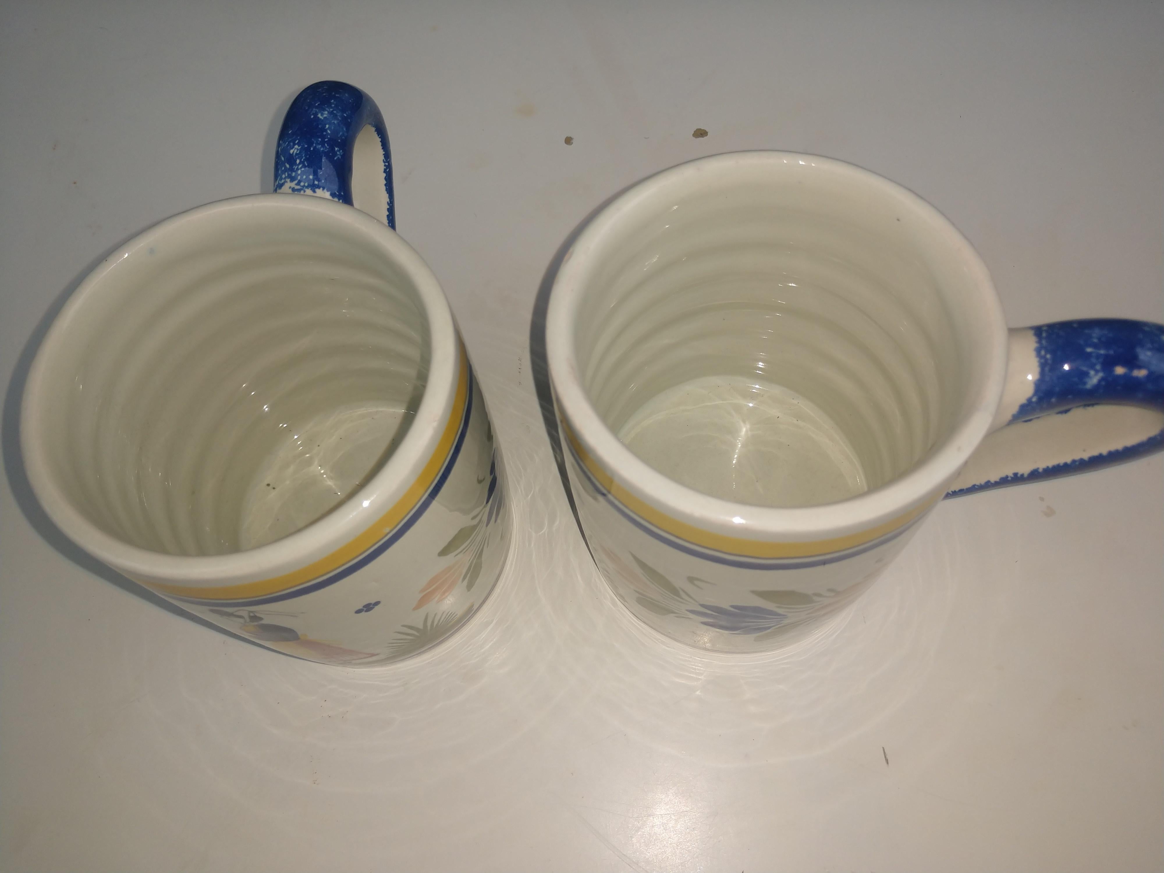 Pair of Henriot Quimper Faience Coffee Mugs In Good Condition In Port Jervis, NY