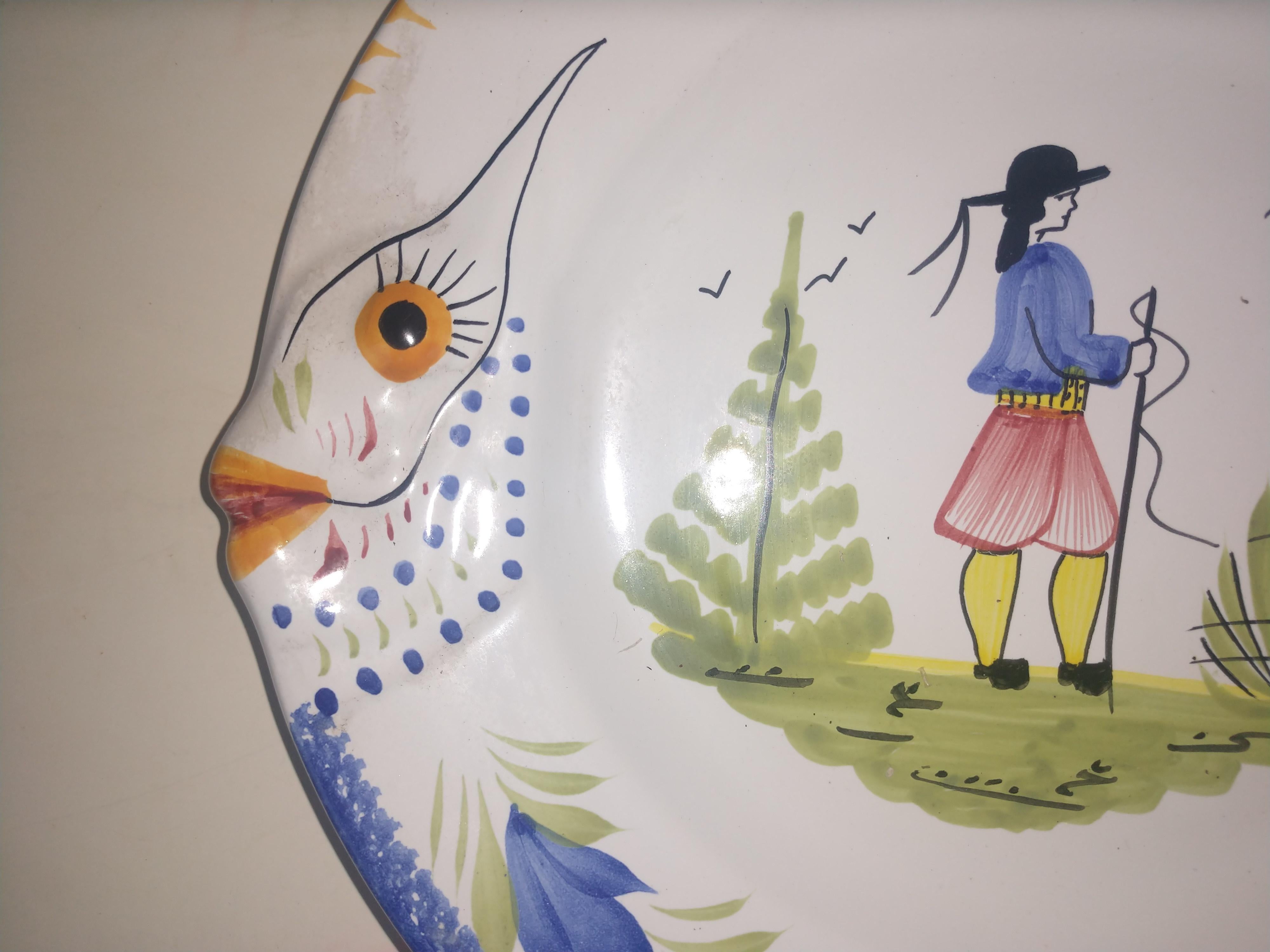 Hand-Crafted Pair of Henriot Quimper Faience Fish Plates For Sale