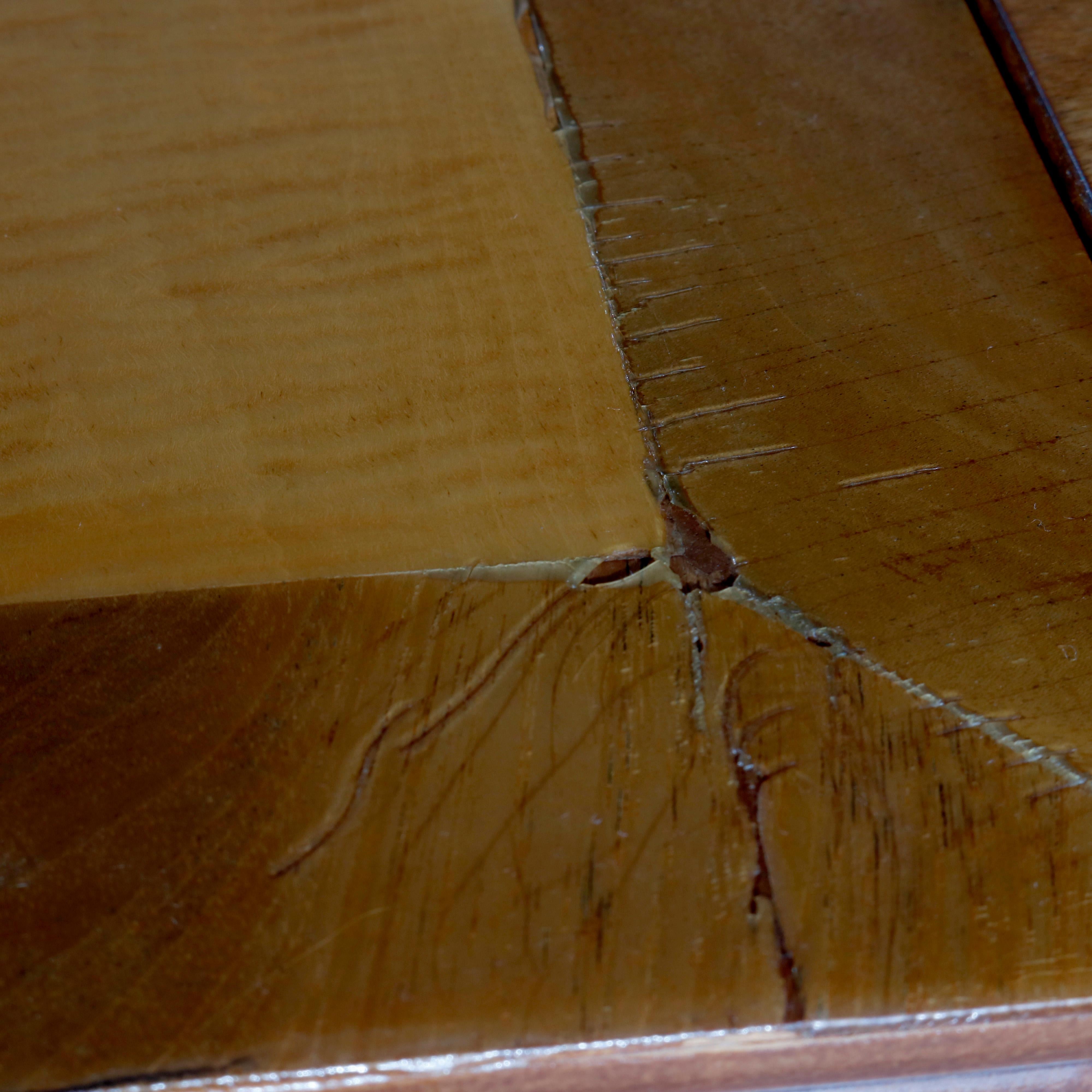 Pair of Hepplewhite Bird’s-Eye and Tiger Maple Banded Mahogany Game Tables 10