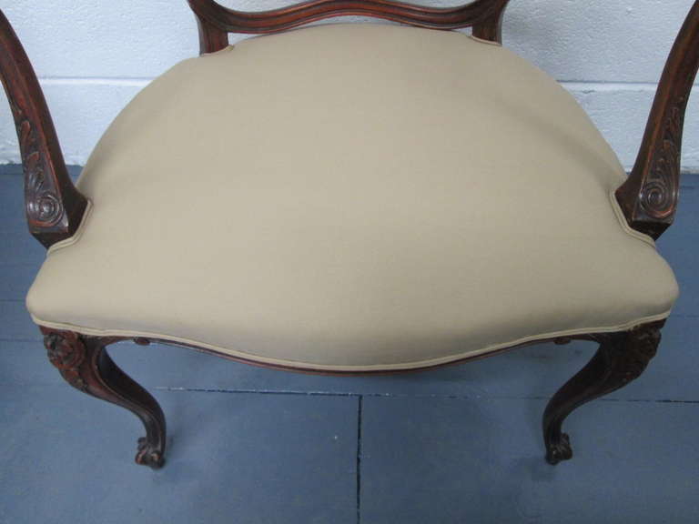 Pair of Hepplewhite Style Armchairs 5