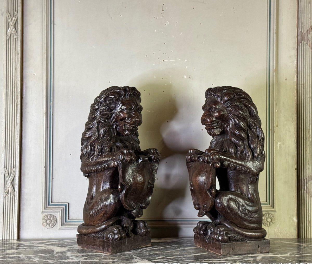 Pair Of Heraldic Lions, Oak Sculptures, 19th Century For Sale 6