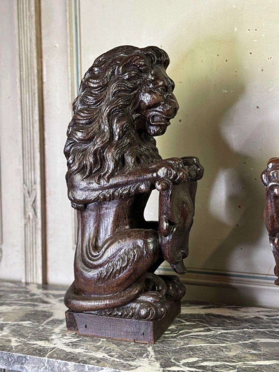Louis XIII Pair Of Heraldic Lions, Oak Sculptures, 19th Century For Sale