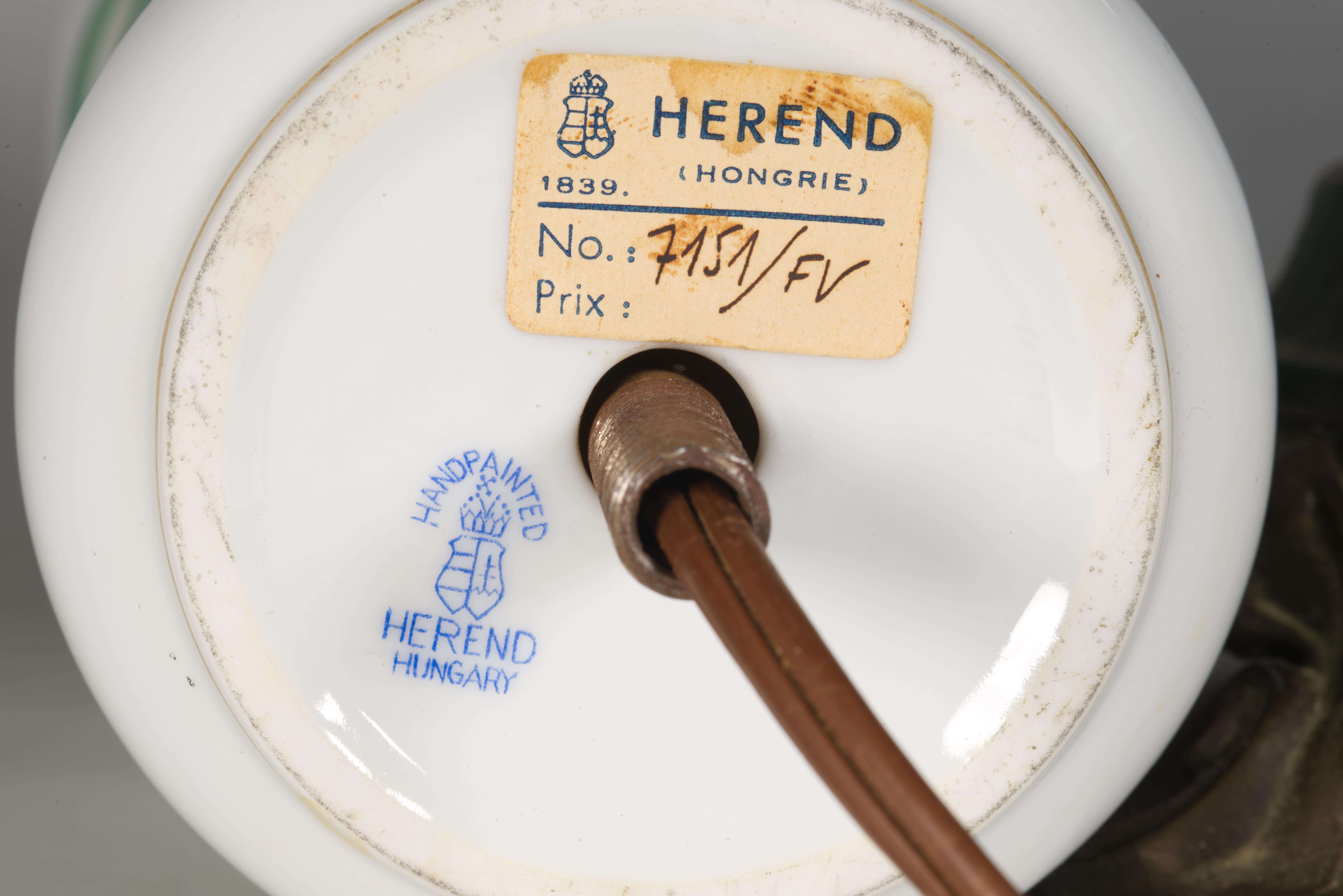 Pair of Herend Hand-painted Art Deco Porcelain Table Lamps For Sale 3