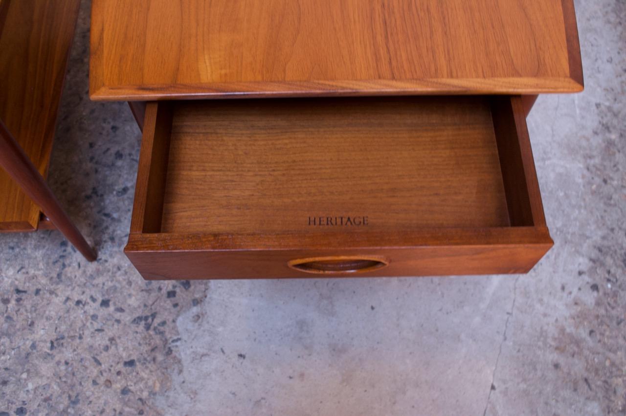 Pair of Heritage Henredon Single Drawer Walnut Side Tables  3