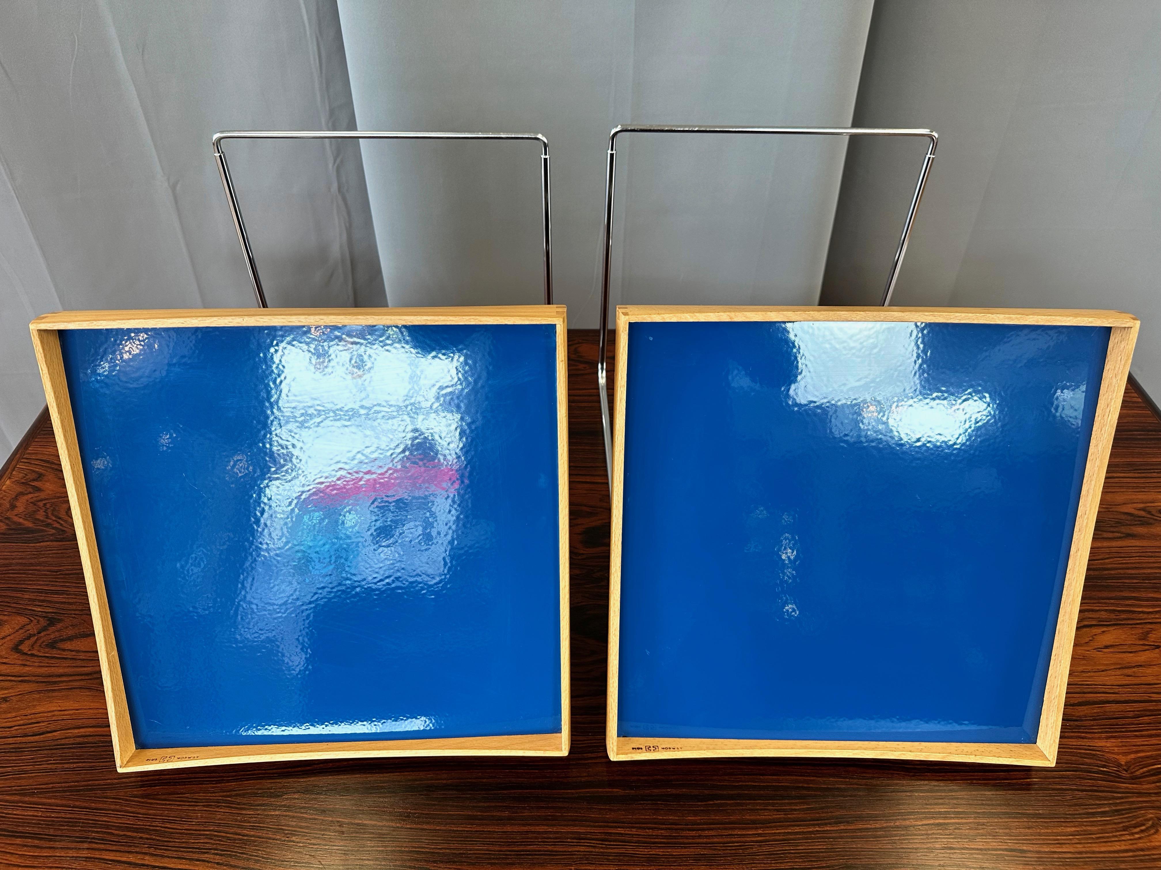 Pair of Hermann Bongard for Plus Conform Tray Tables in Beech and Blue, 1961 4