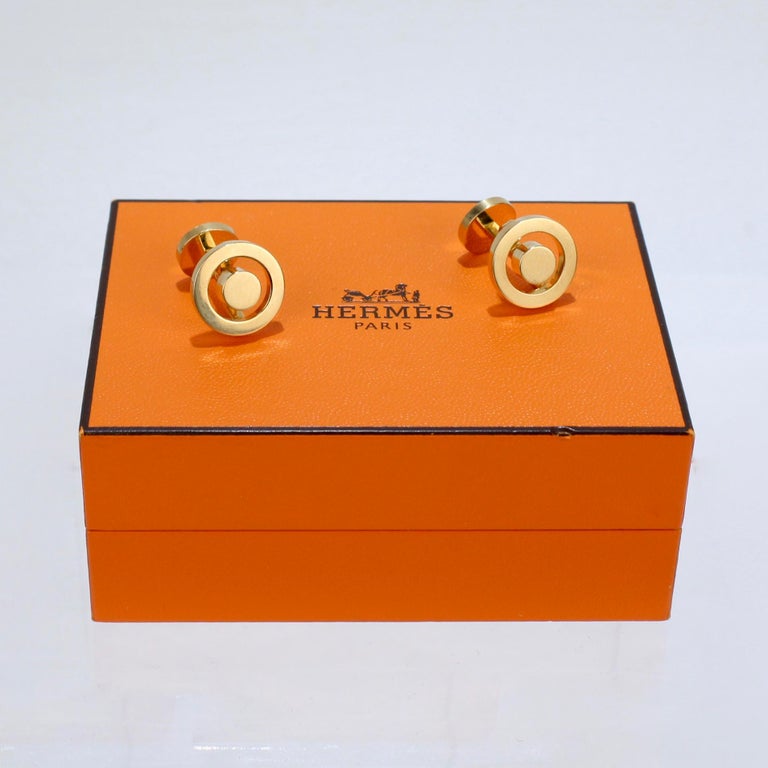 Pair of Hermes 18 Karat Gold Cufflinks For Sale (Free Shipping) at 1stDibs