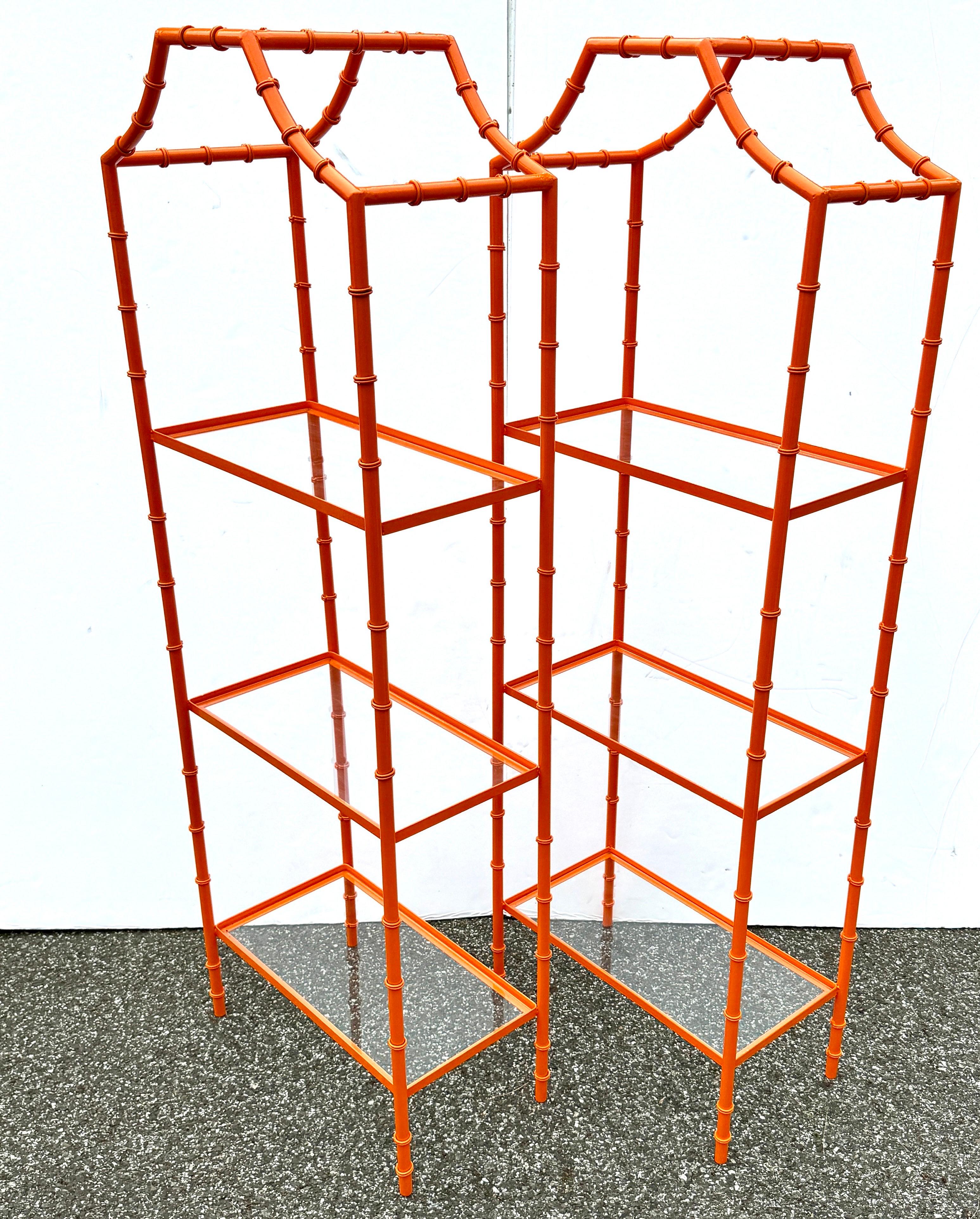 Paar Hermes Orange Faux Bambus Etagere Regale, Mid-Century Modern im Angebot 6