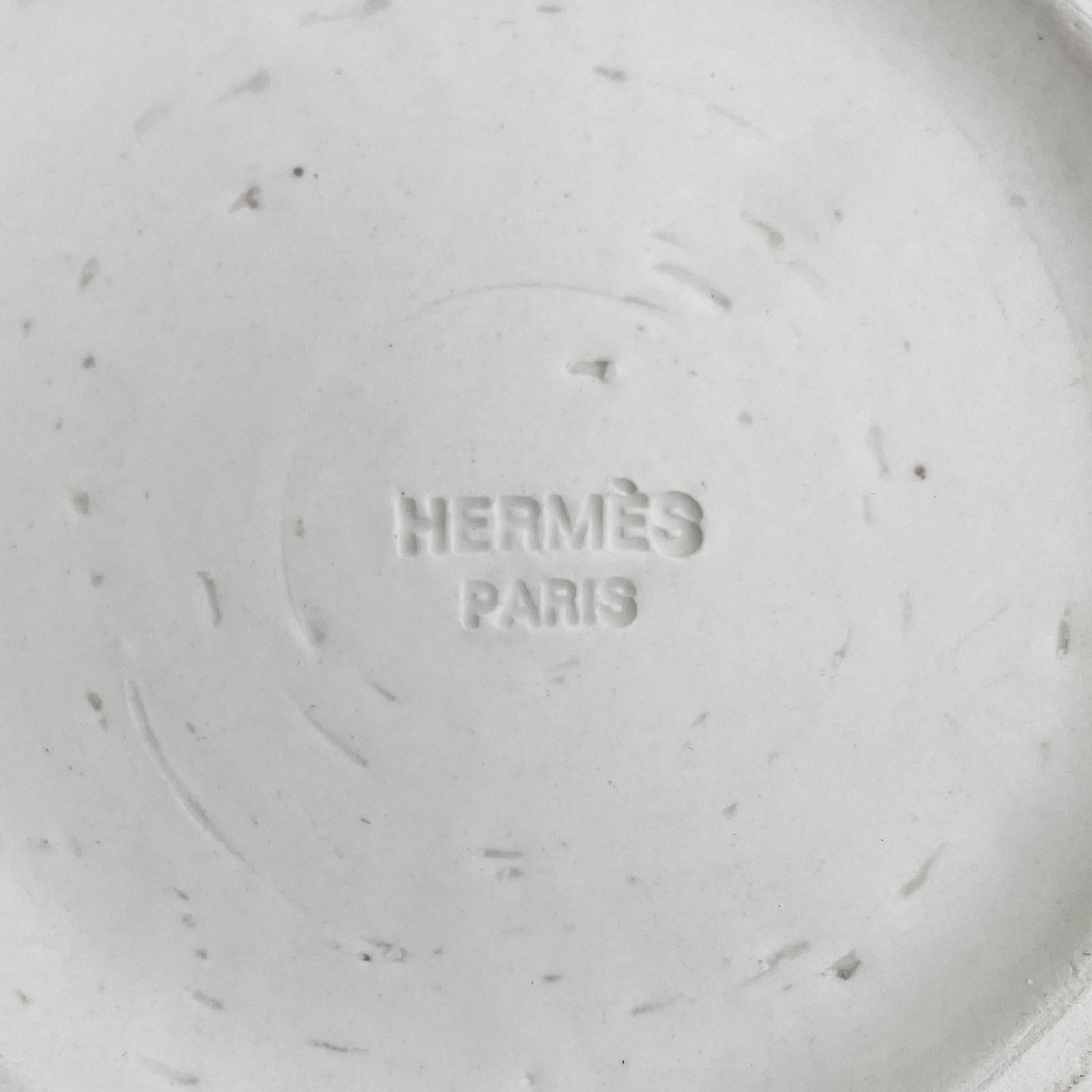 Contemporary Pair of Hermes White Glazed Porcelain Organic Vases France, C. 2000