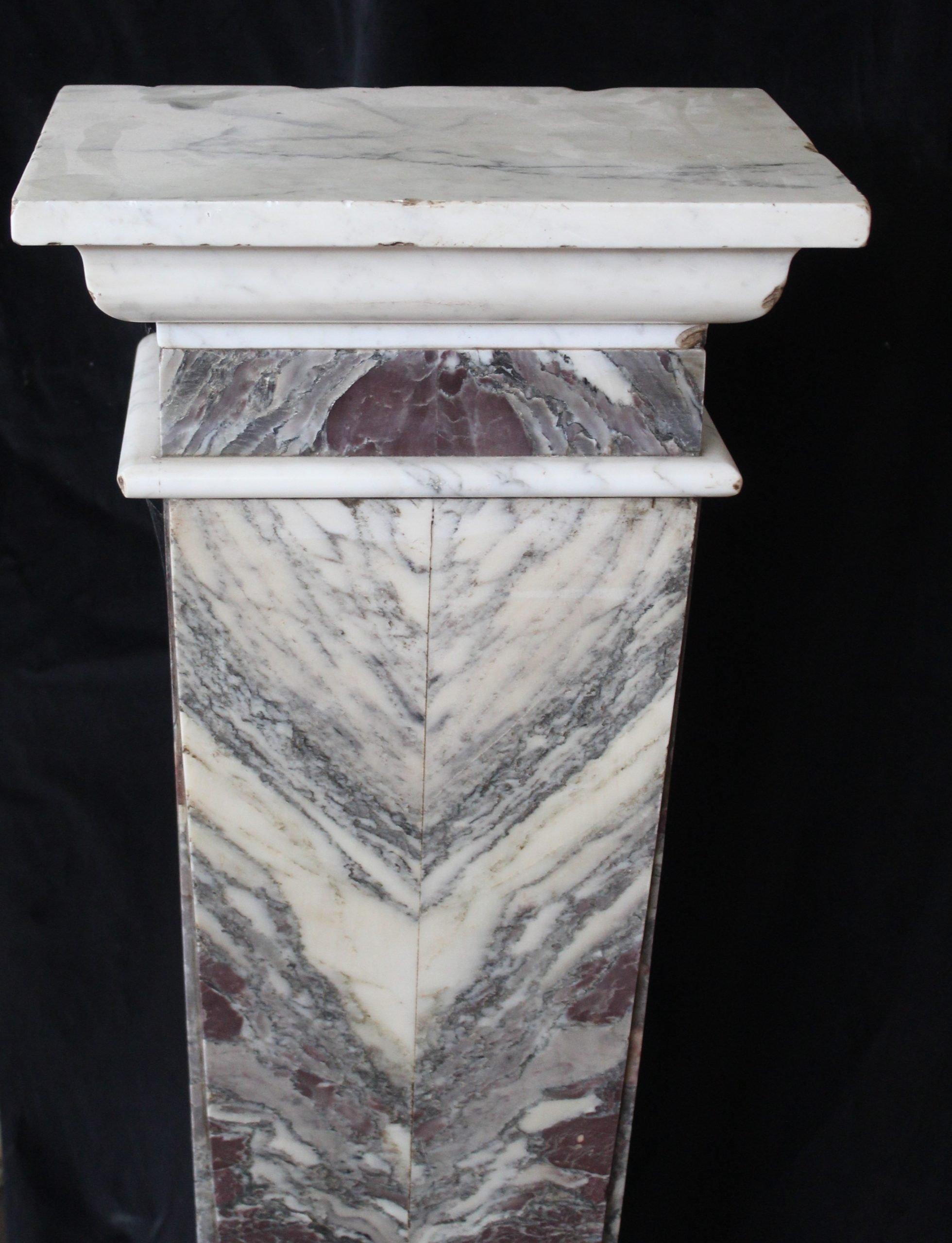 Pair of Herms in fine peach blossom marble For Sale 1