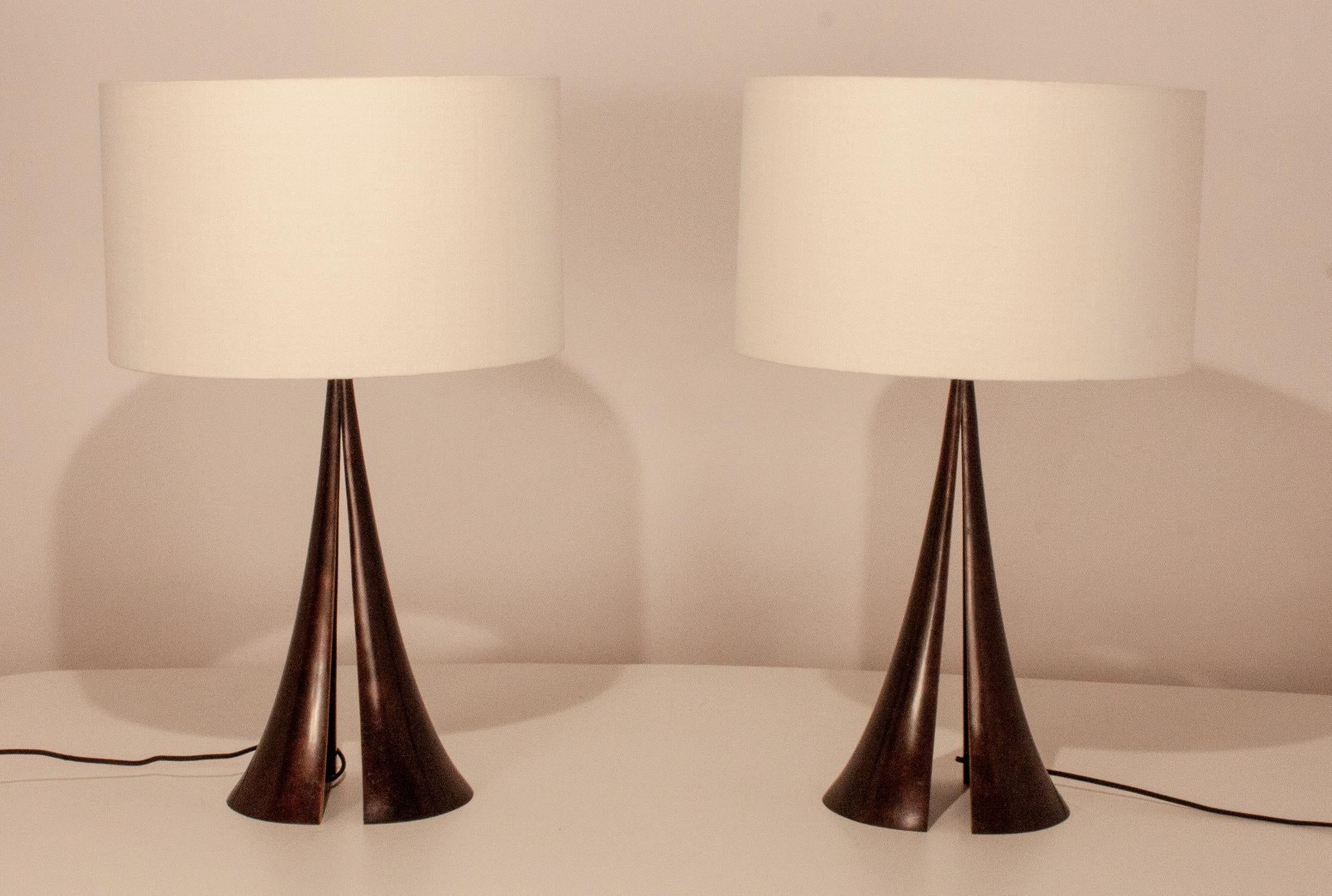 Moderne Paire de lampes Herve Van Der Straeten:: France:: 2004