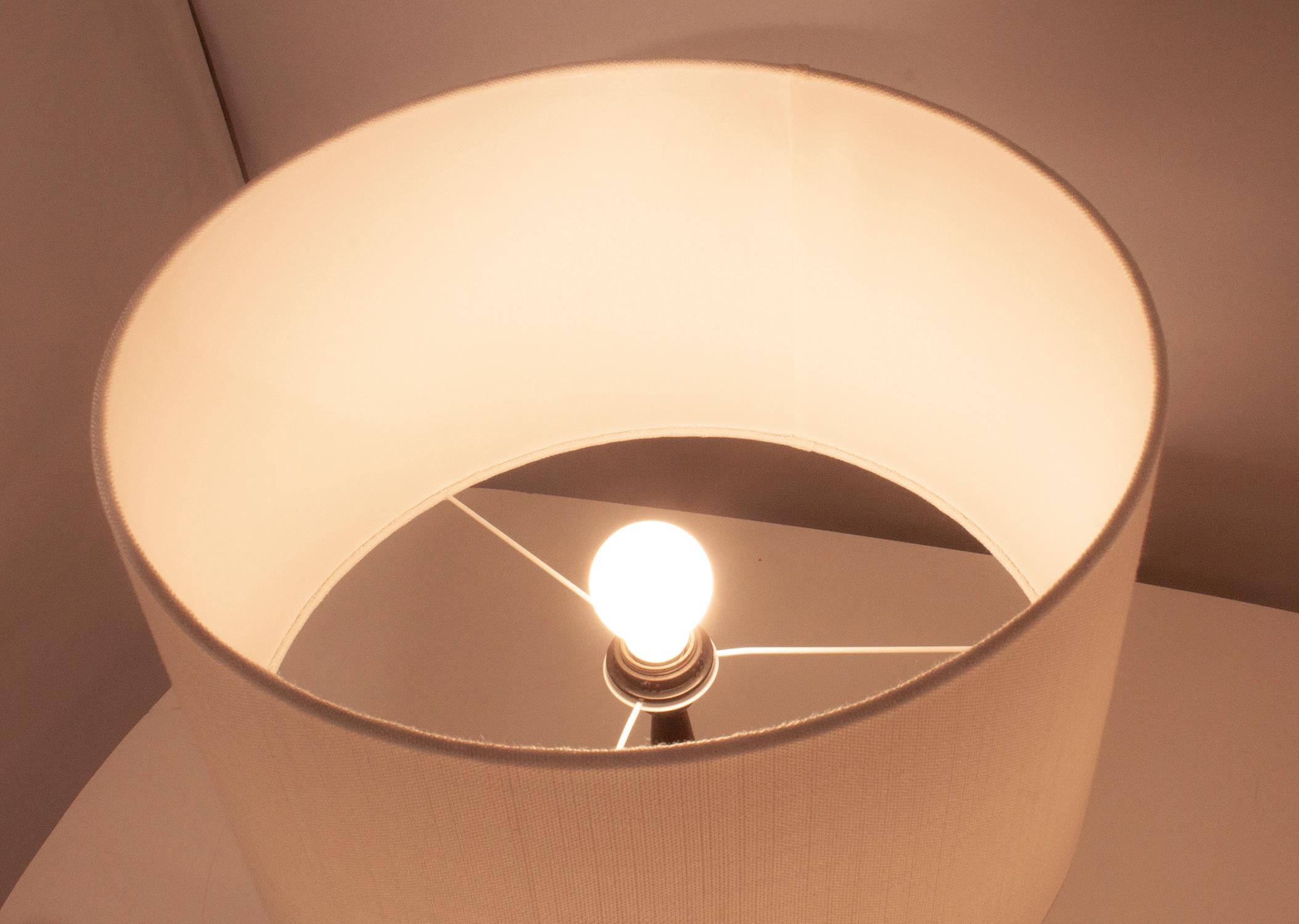 Français Paire de lampes Herve Van Der Straeten:: France:: 2004