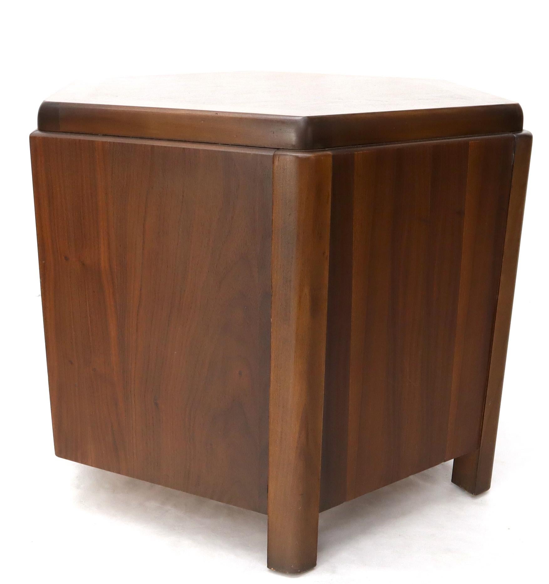 Pair of Hexagon Walnut End Side Tables w/ One Door Cabinets Storage Compartment For Sale 3