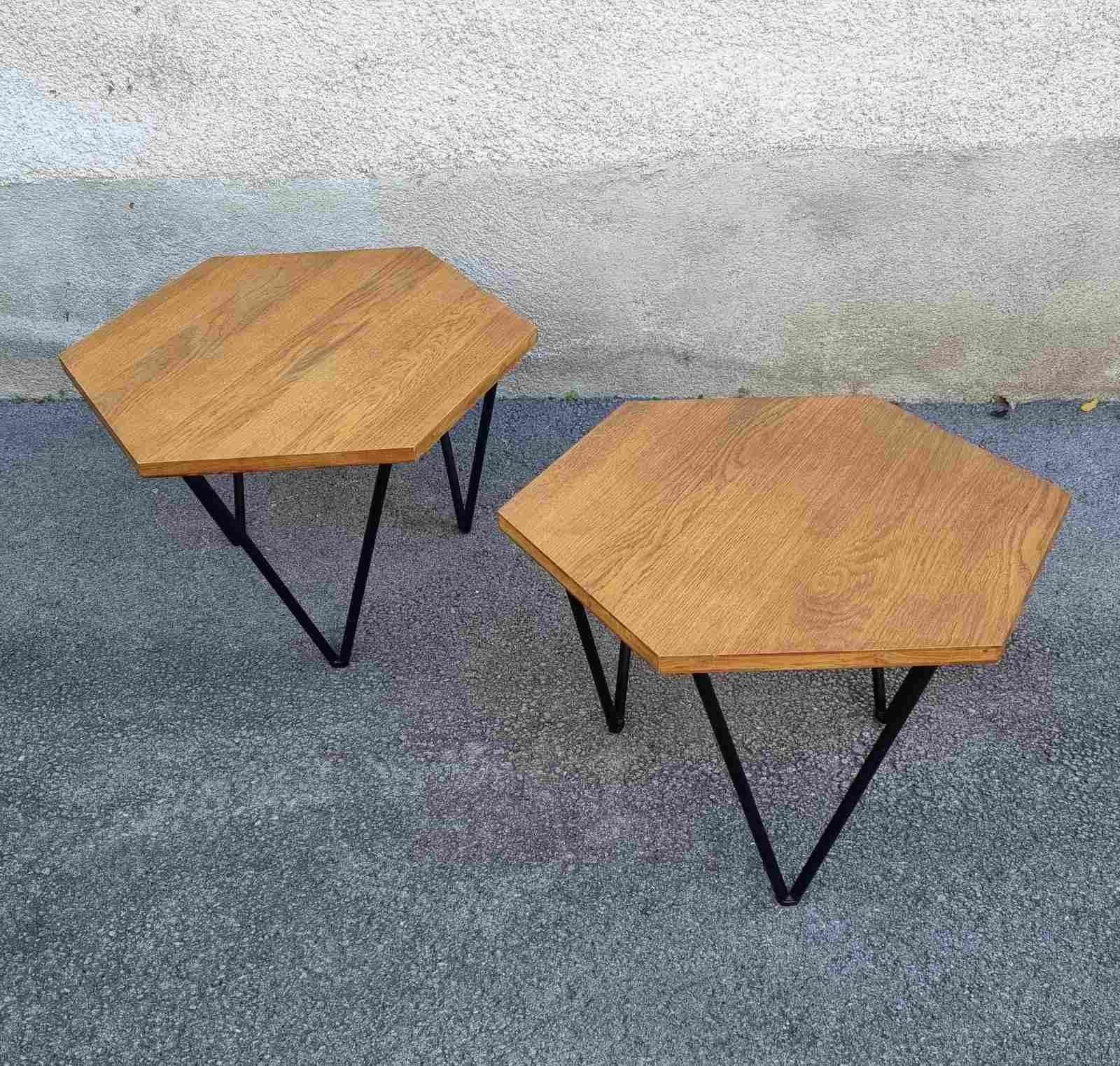 Italiano Coppia di tavolini esagonali di Gio Ponti per ISA Bergamo, Italia, anni '50