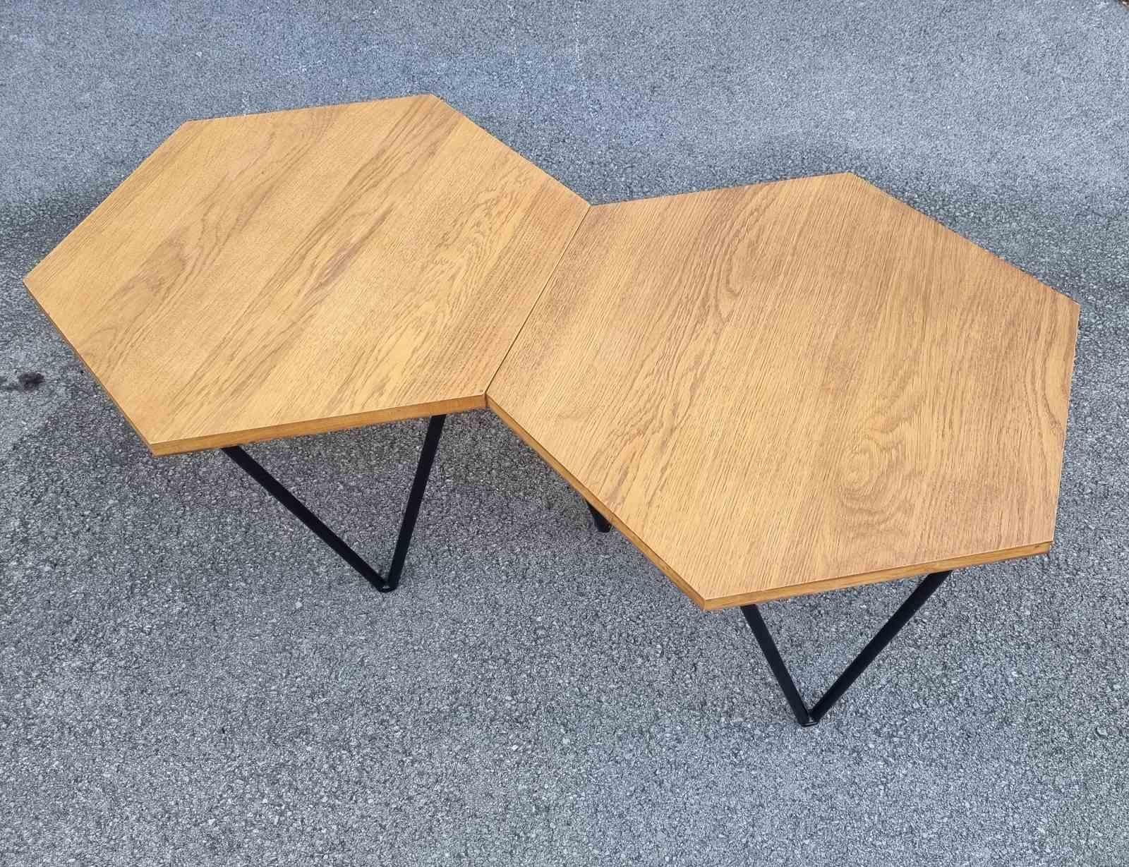 Metà XX secolo Coppia di tavolini esagonali di Gio Ponti per ISA Bergamo, Italia, anni '50