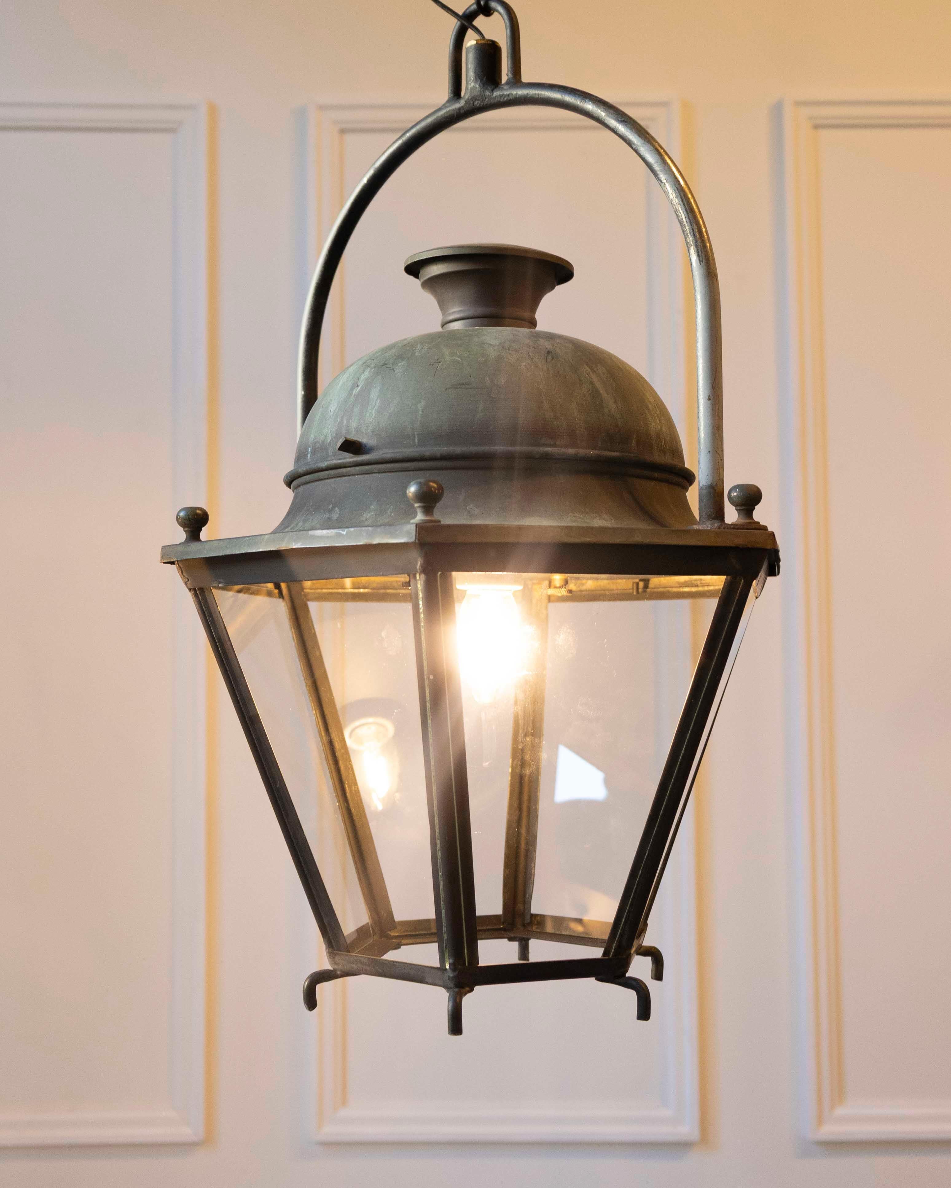 Pair of Hexagonal Copper Lanterns with Domed Tops In Good Condition For Sale In Atlanta, GA