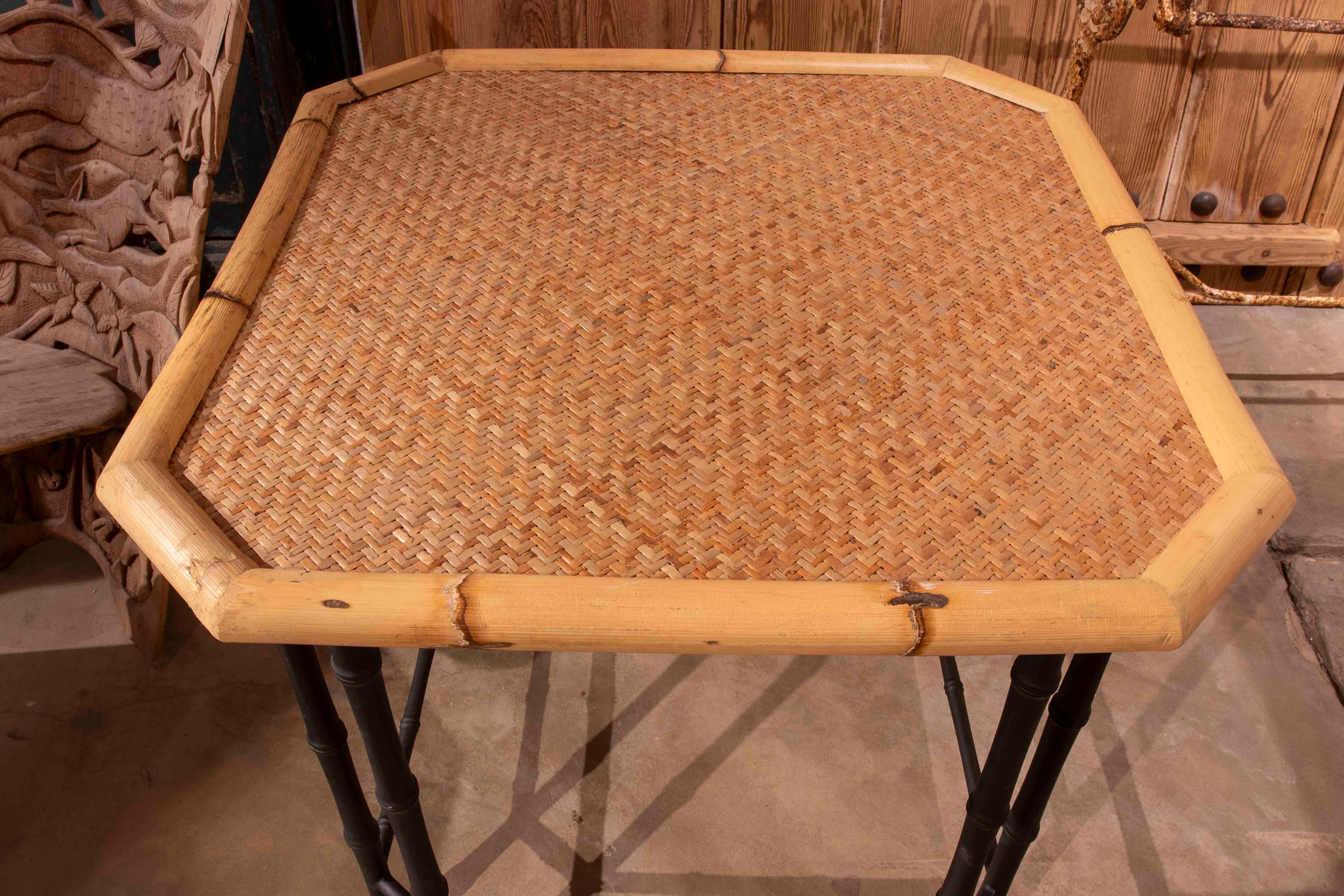 Contemporary Pair of Hexagonal Side Tables in Bamboo and Braided Rattan, Colonial Style For Sale