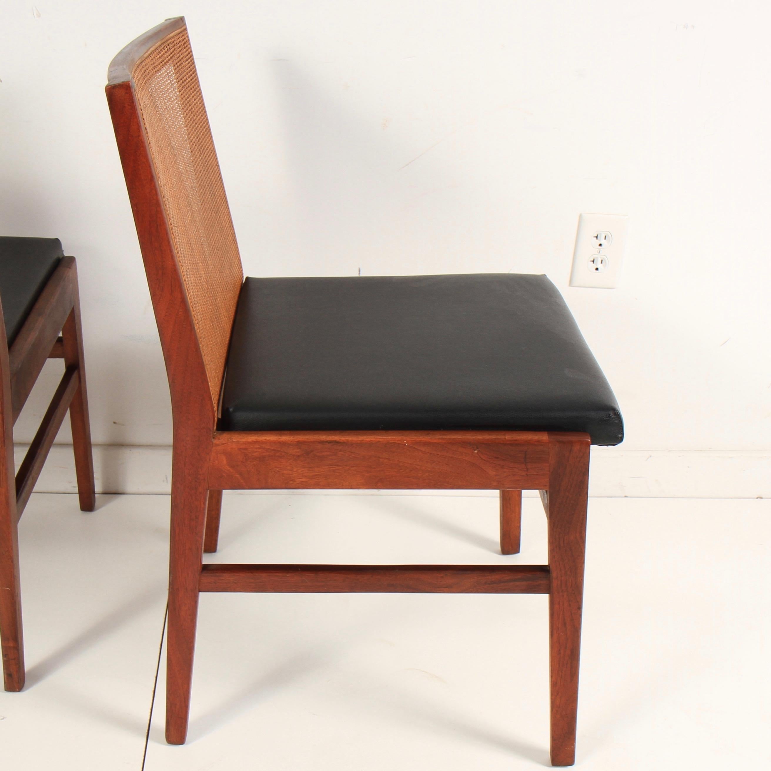 Pair of Hibriten Walnut Side Chairs In Good Condition In New London, CT