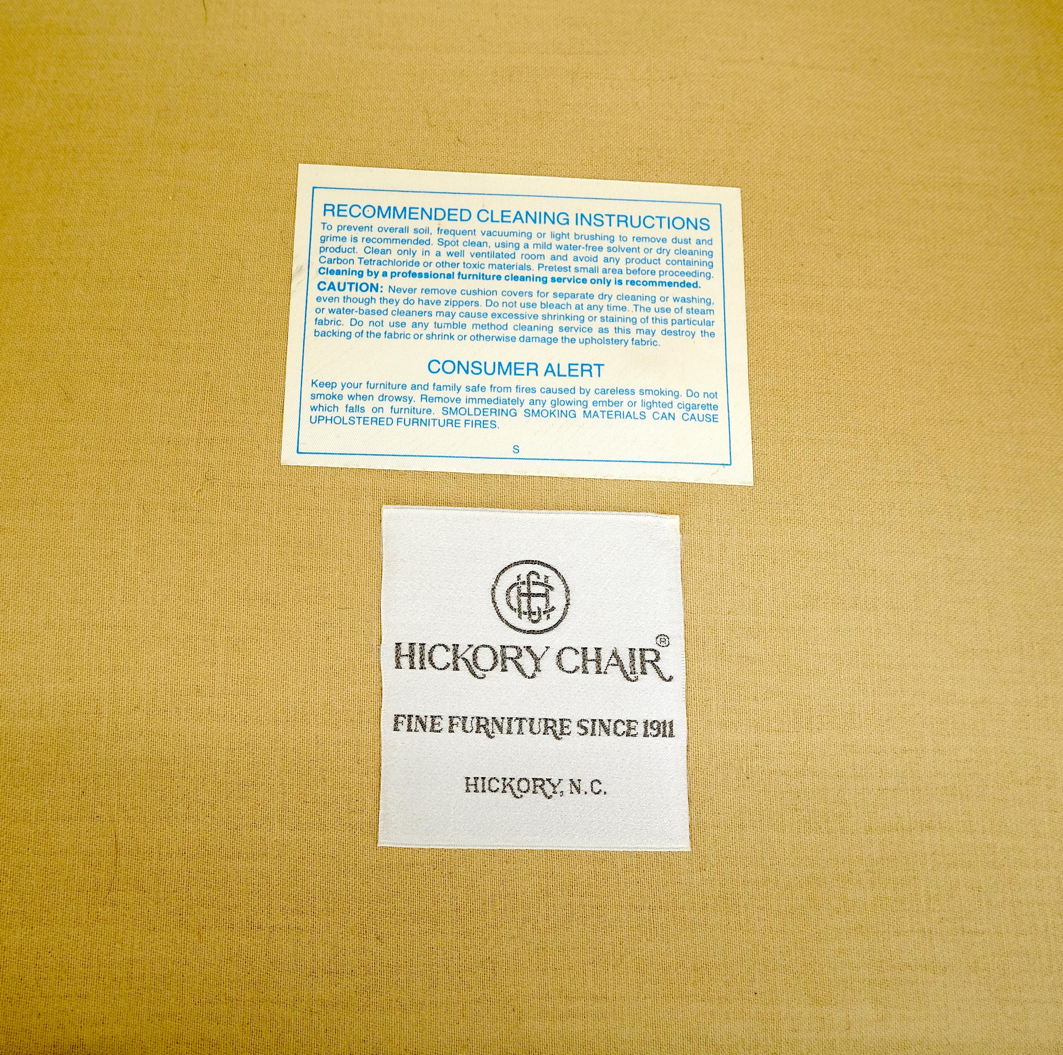 Pair of Hickory c1960s Very fine Mahogany Queen Ann Bases Arm Wingback Chairs For Sale 4