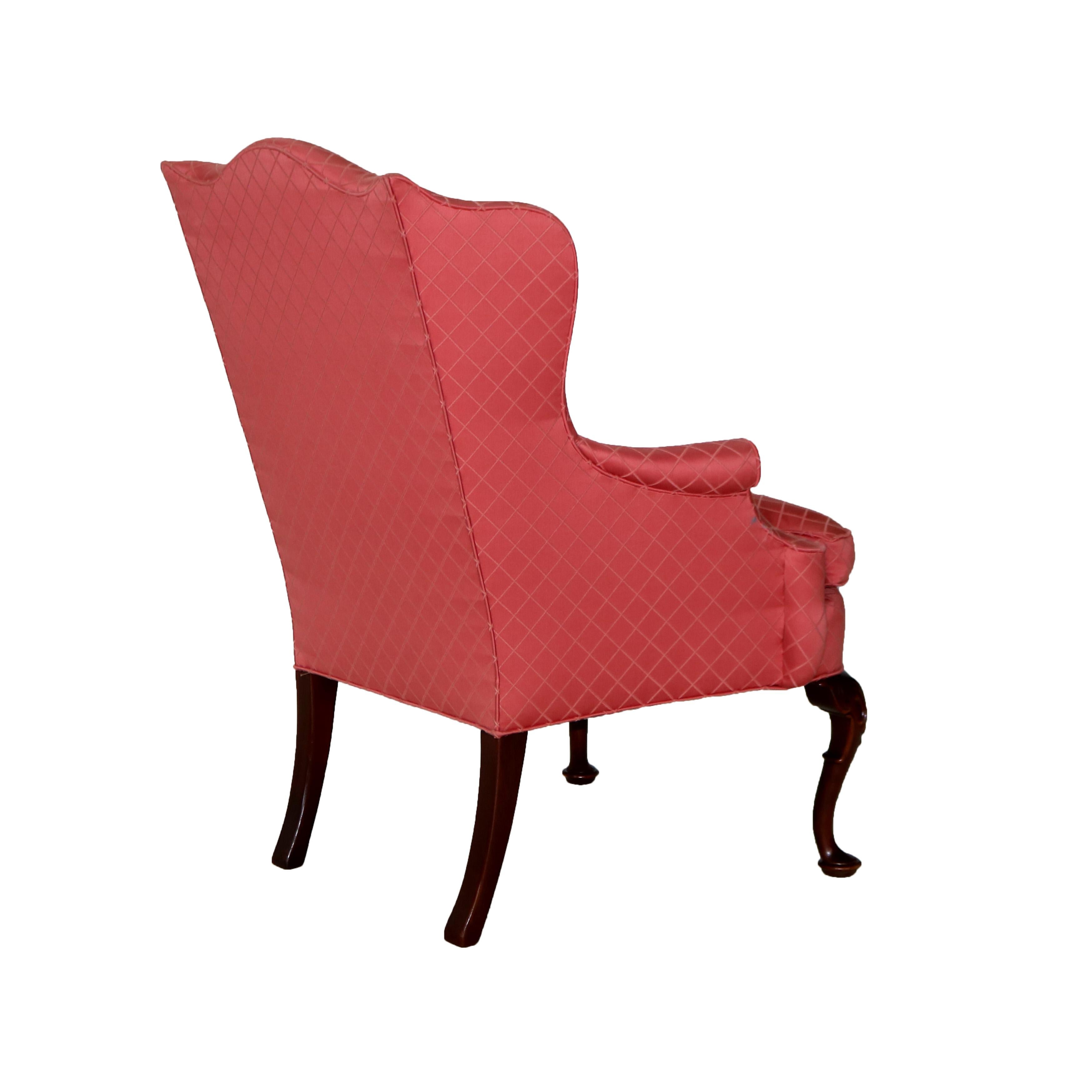 Pareja de sillas Hickory Chair Co. Sillas con respaldo de ala Queen Anne C1960 5
