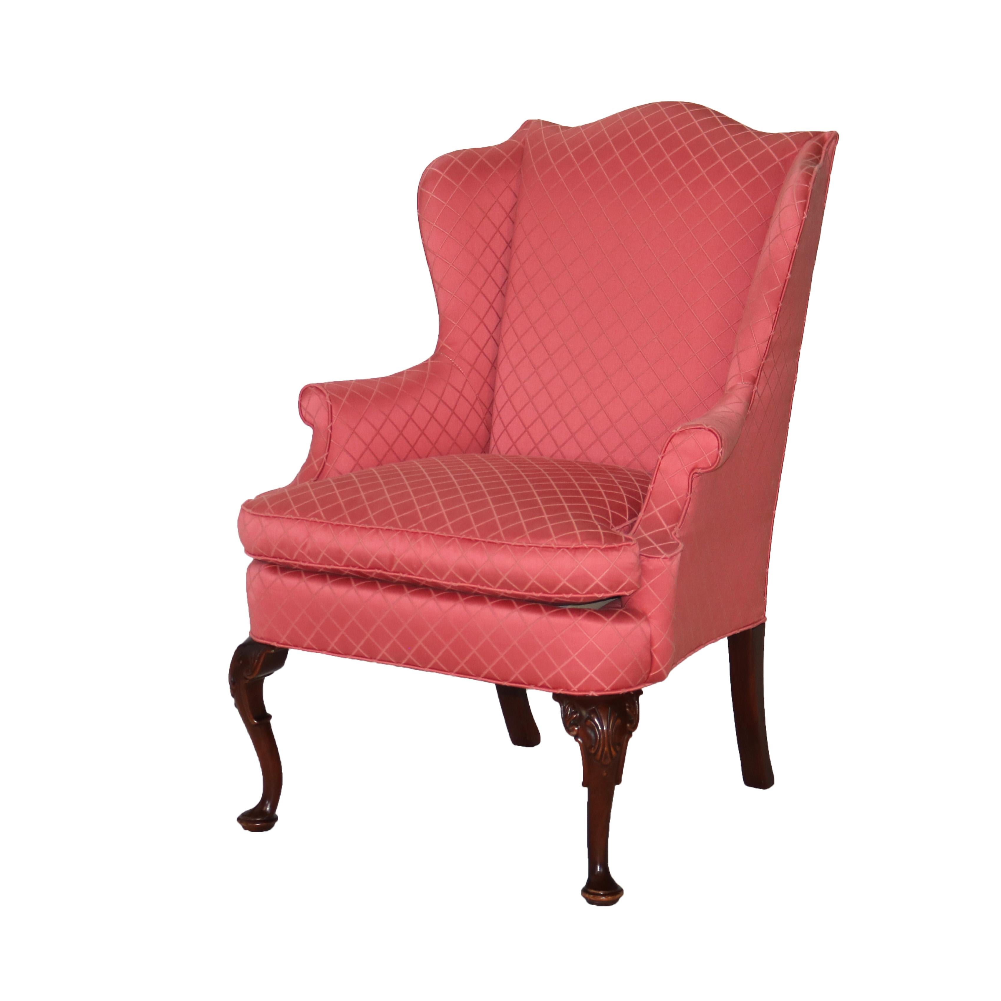 Pareja de sillas Hickory Chair Co. Sillas con respaldo de ala Queen Anne C1960 2