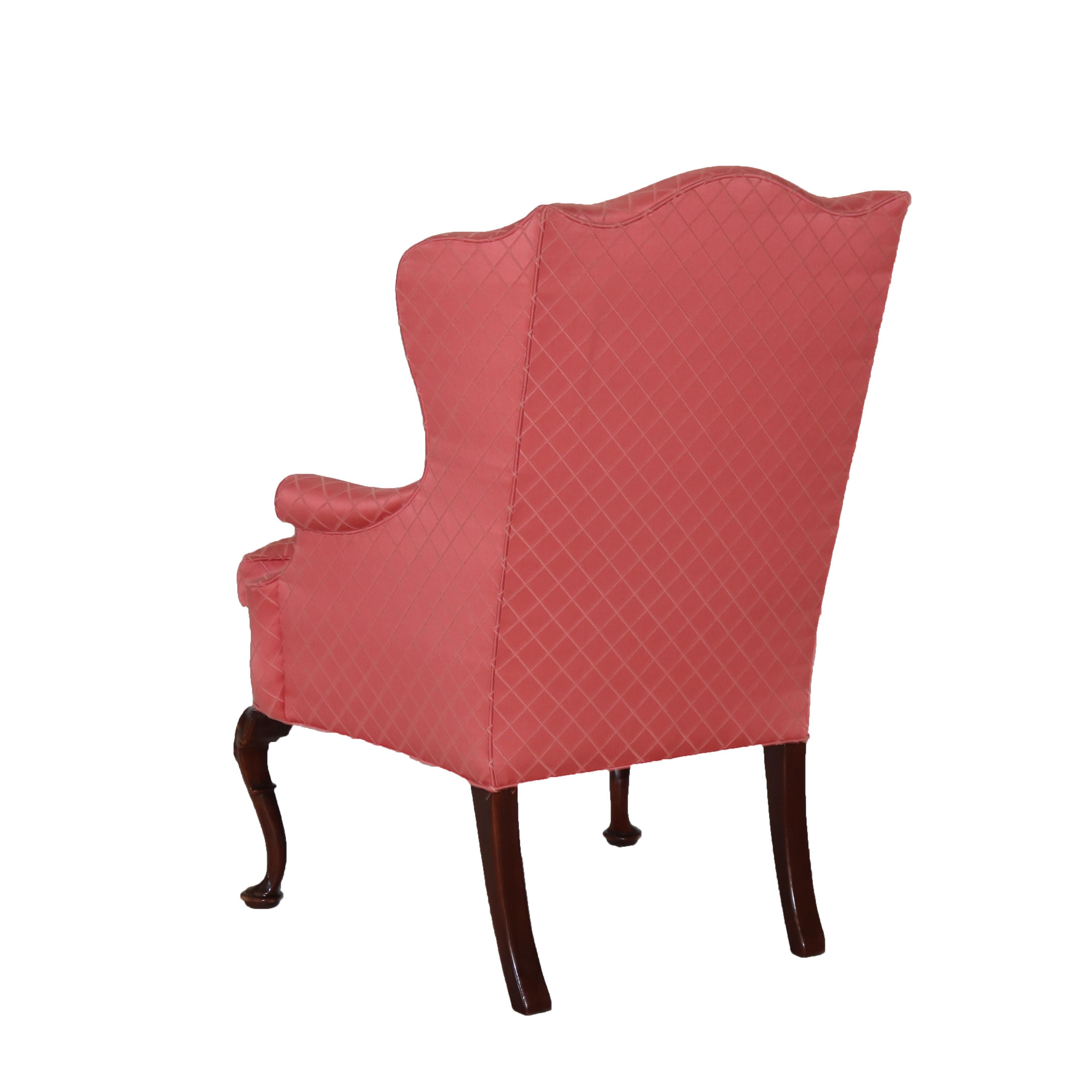 Pareja de sillas Hickory Chair Co. Sillas con respaldo de ala Queen Anne C1960 4