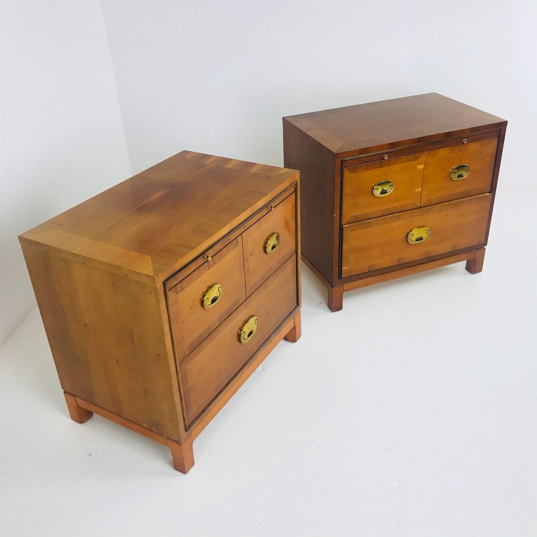 hickory manufacturing company nightstand