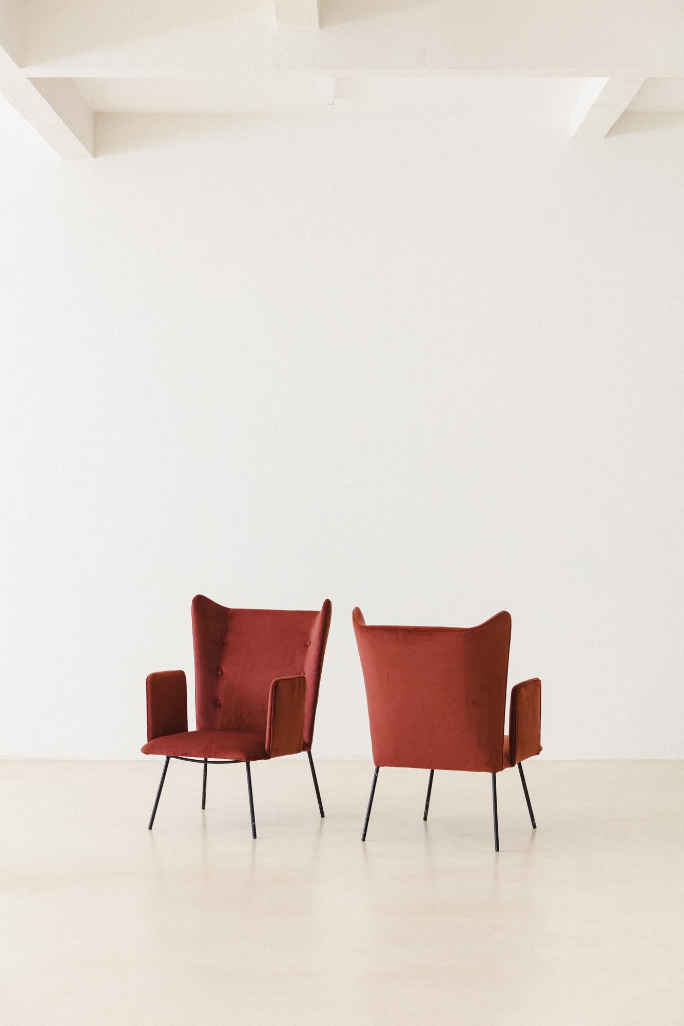 Mid-20th Century Pair of High Armchairs by Carlo Hauner and Martin Eisler, Brazilian Design For Sale