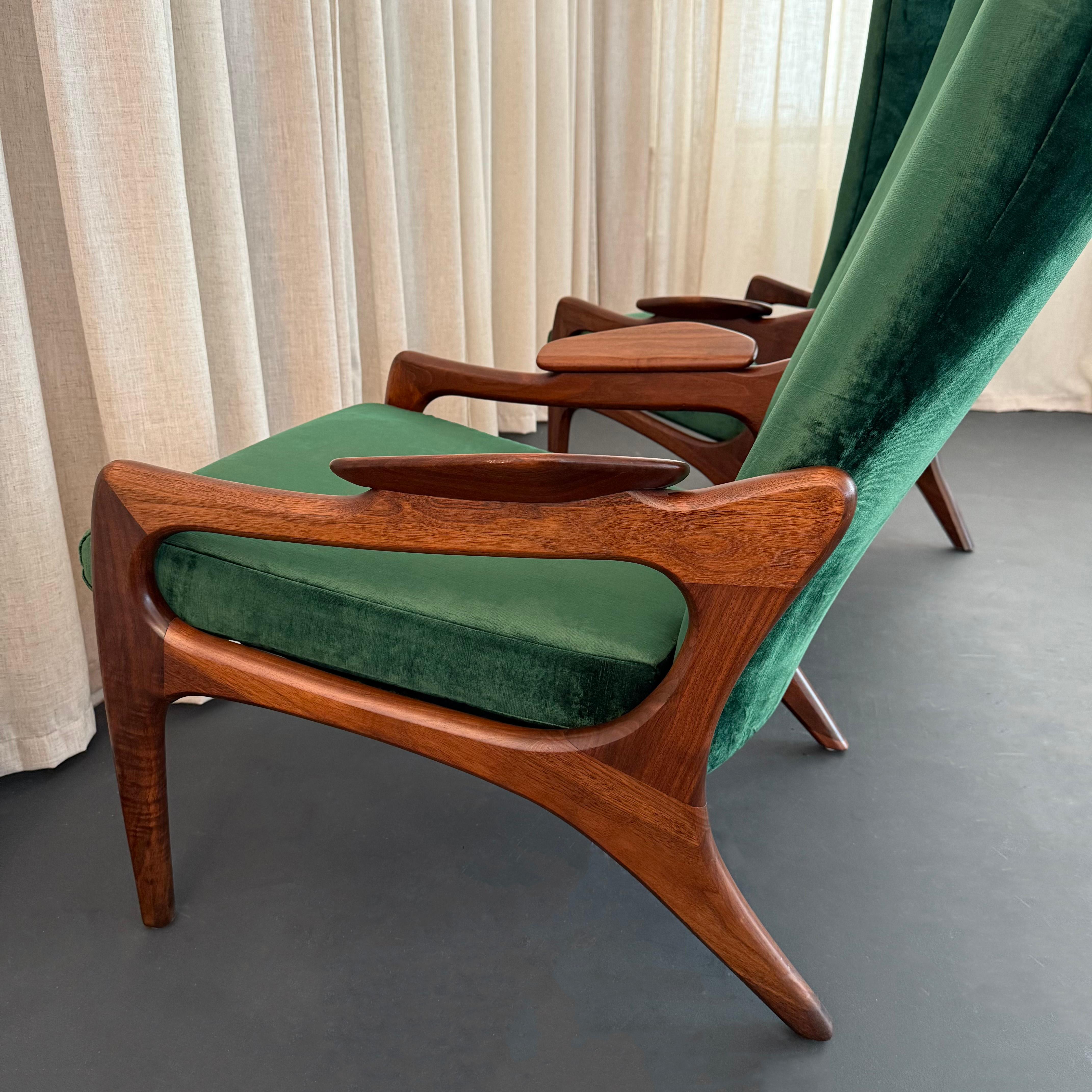 20ième siècle Paire de fauteuils à dossier haut 2224-C par Adrian Pearsall pour Craft Associates en vente