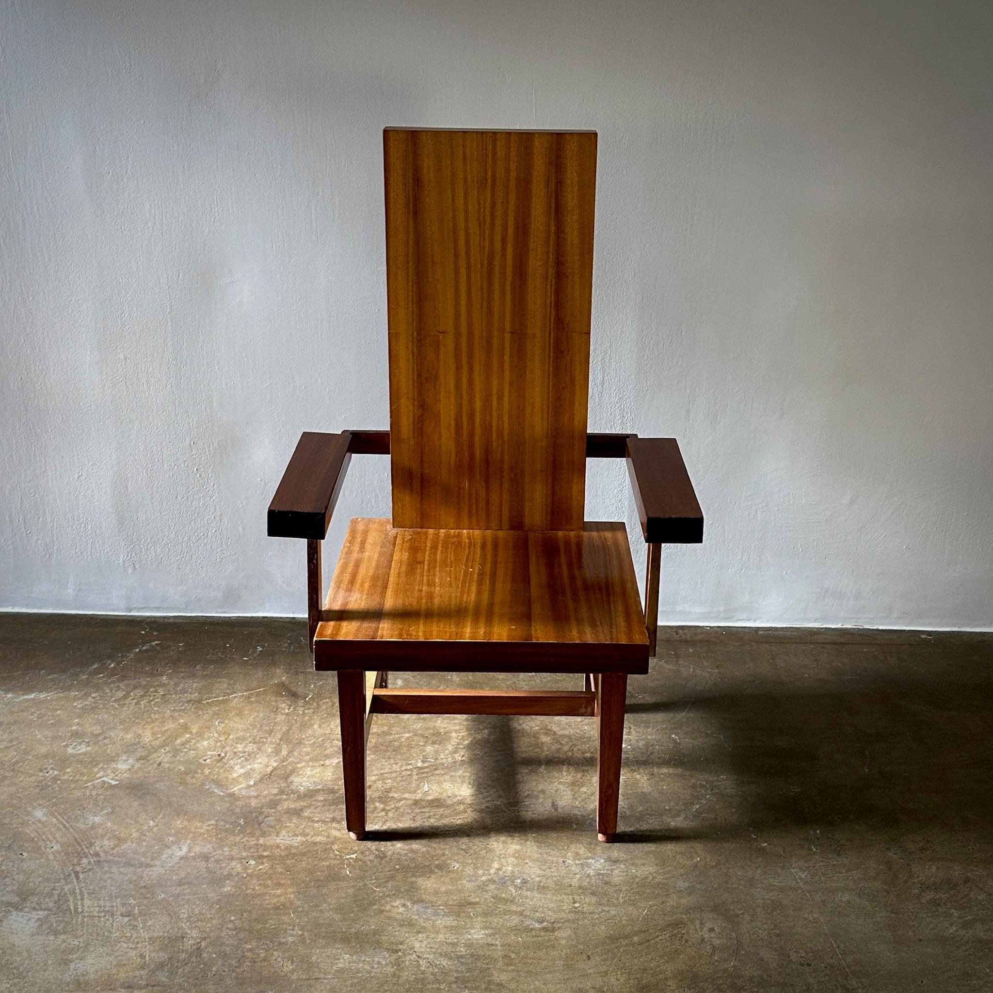 Belge Paire de chaises à haut dossier en vente