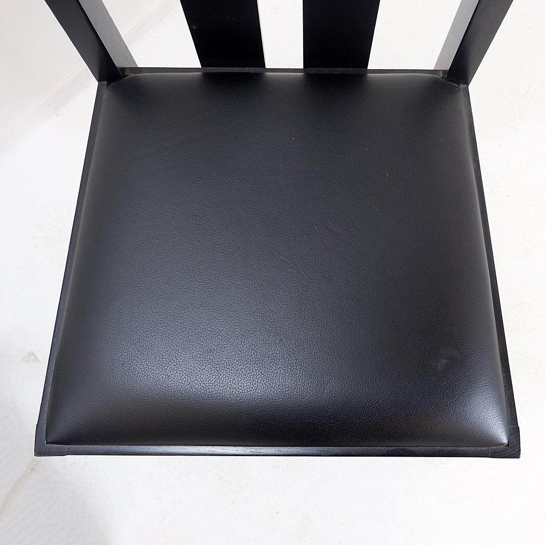 Pair of high back chairs 'Ingram' by Charles Rennie Mackintosh for Cassina1980s For Sale 5