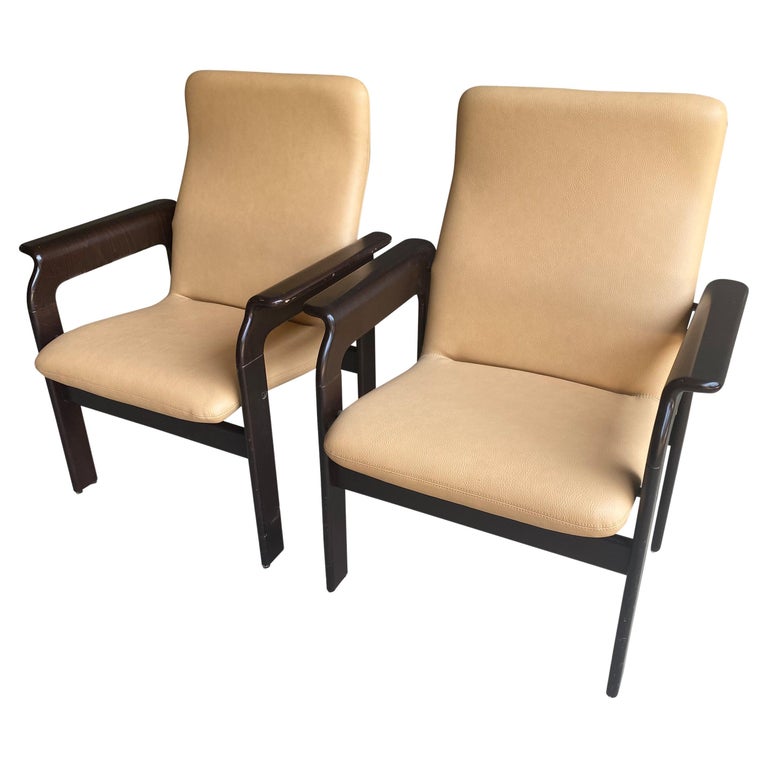 Pair of High Back Leather Armchairs, by Haussman for Dietiker For Sale