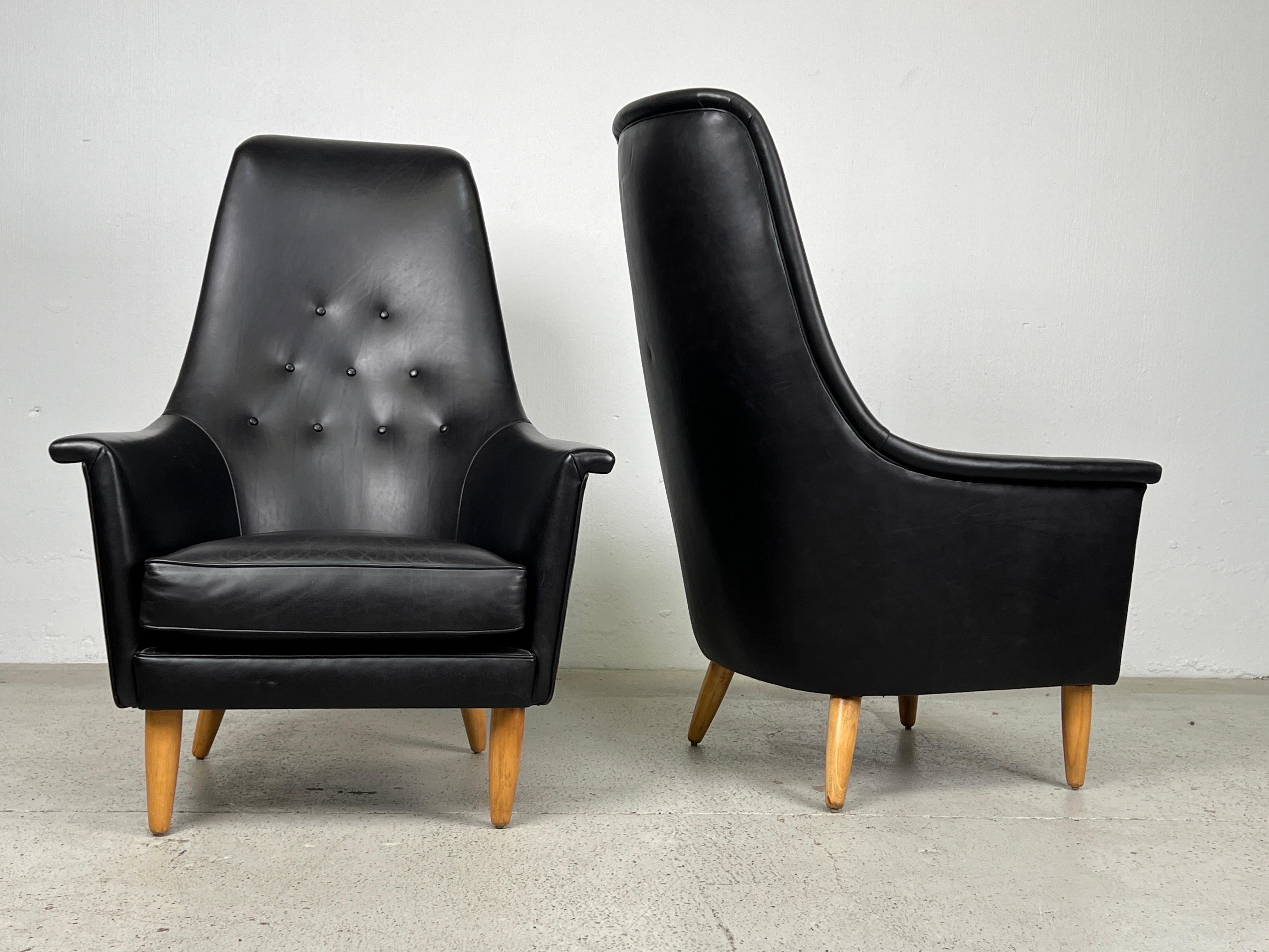 Mid-20th Century Pair of High Back Leather Lounge Chairs Attributed to Ib Kofod-Larsen For Sale