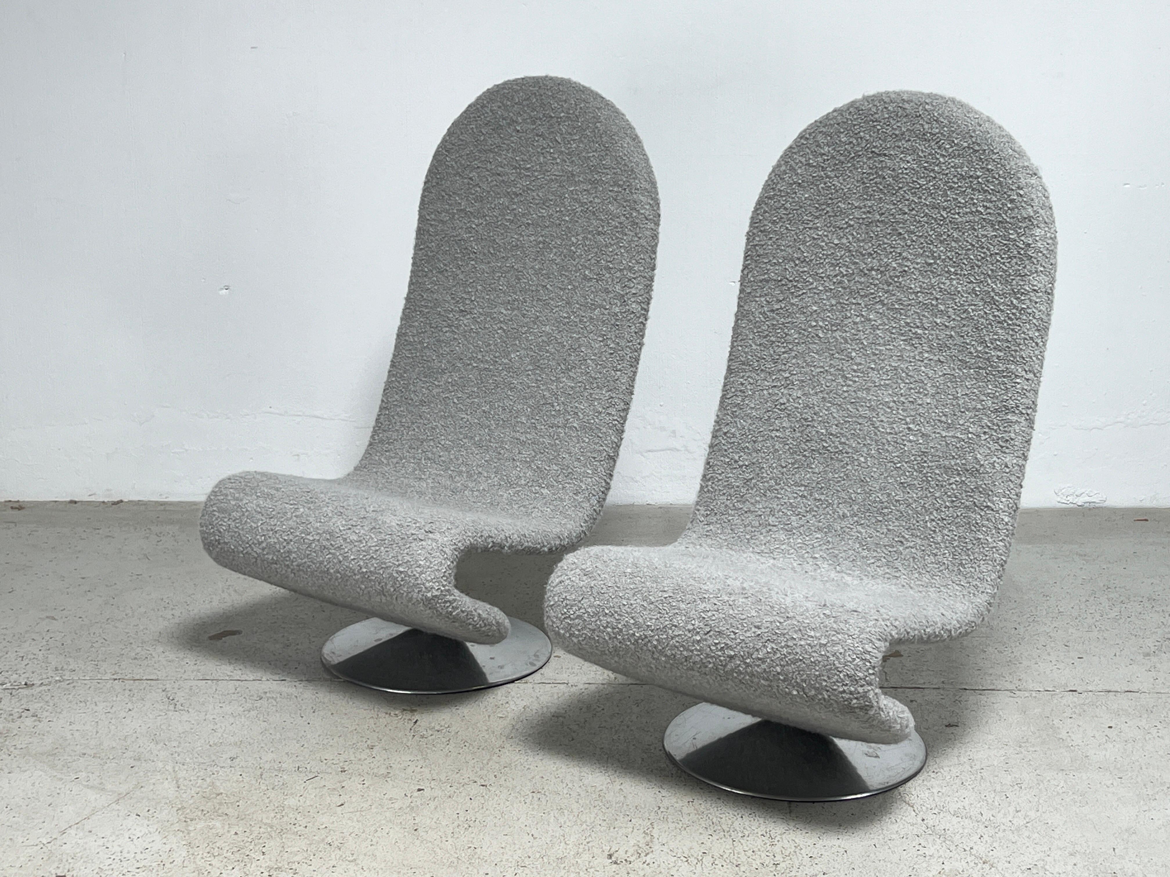 Pair of High Back Lounge Chairs by Verner Panton For Sale 4