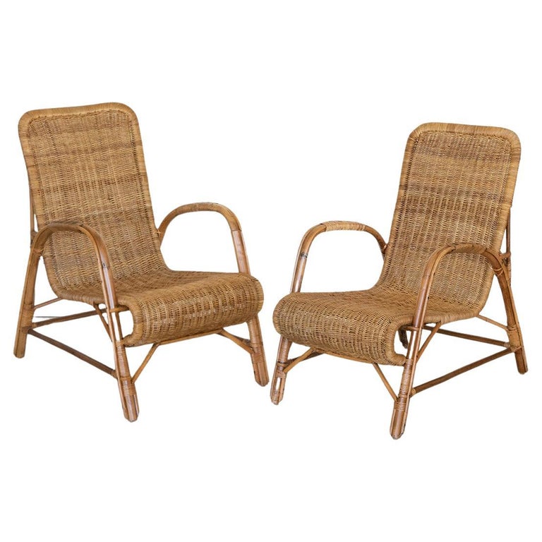 Pair of High Back Wicker Chairs For Sale at 1stDibs